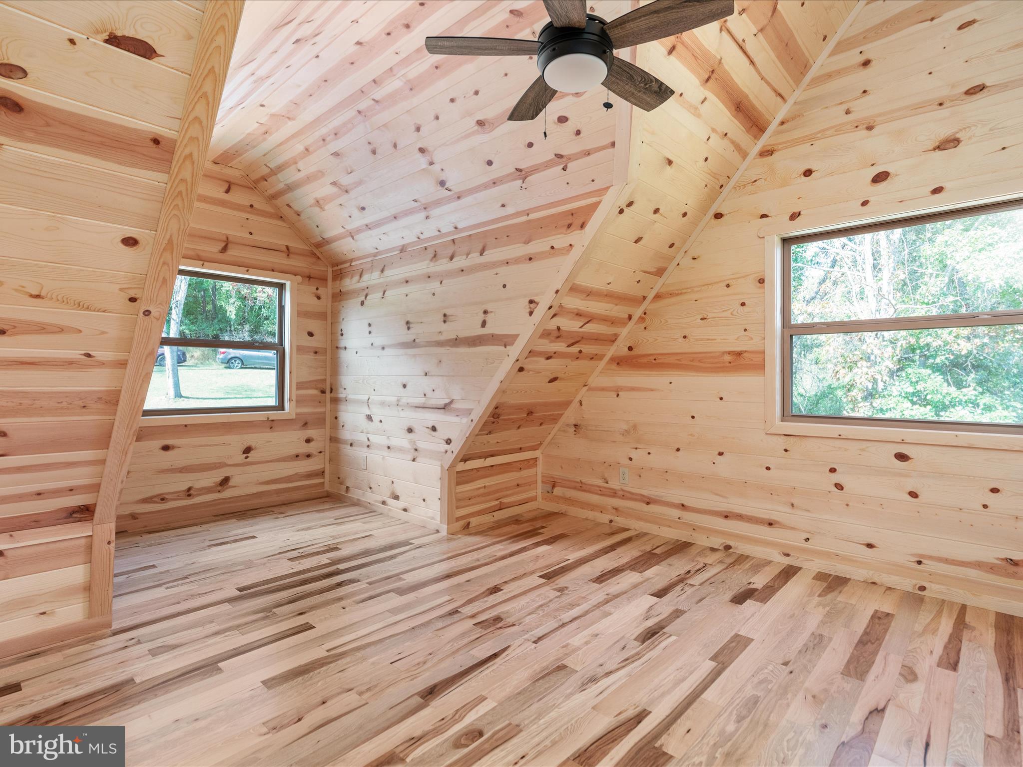 TROUT POND - Residential