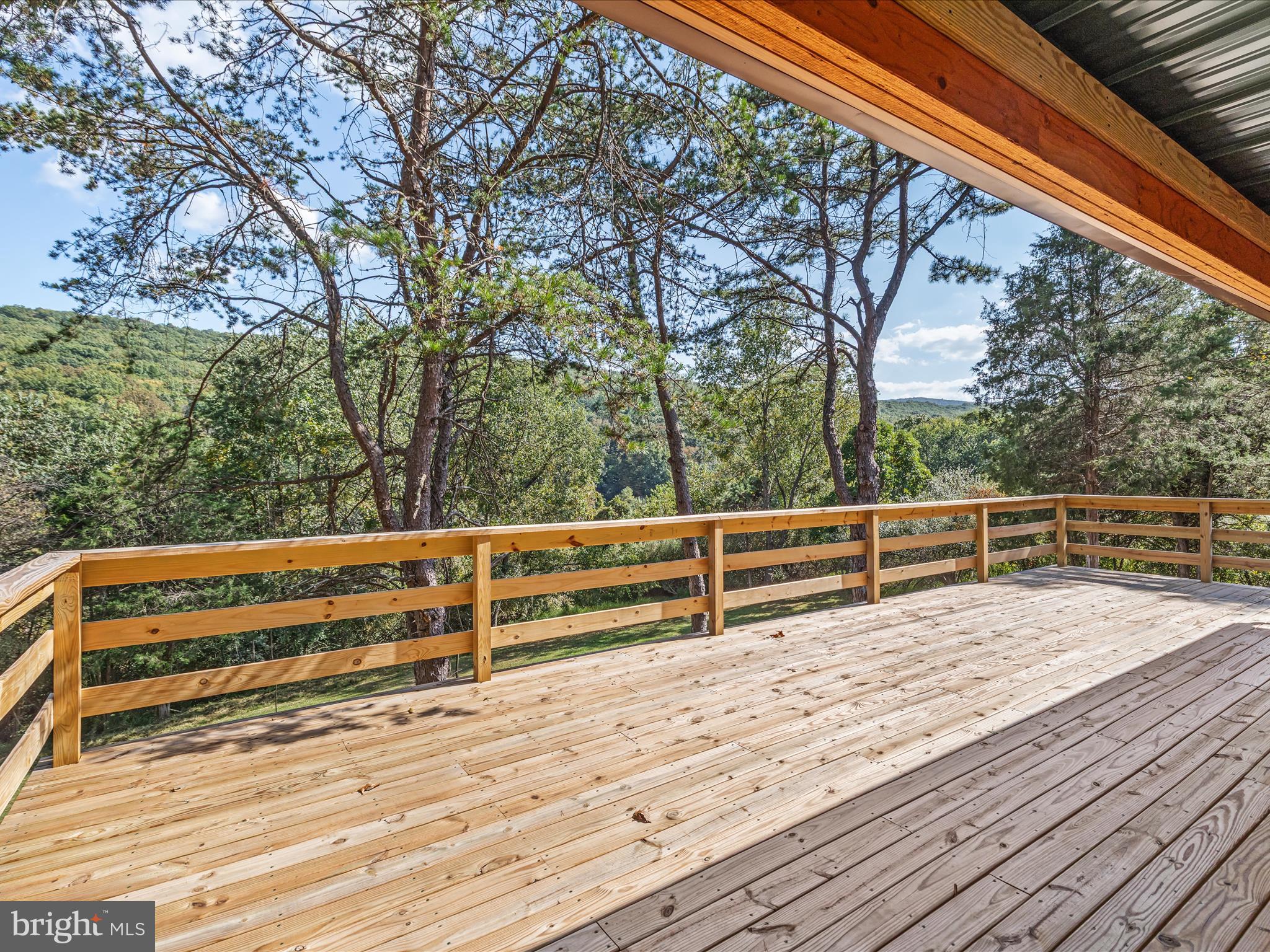 TROUT POND - Residential
