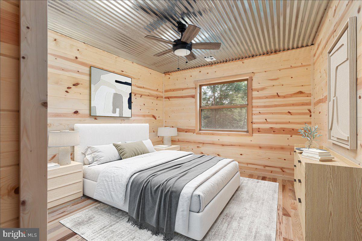 TROUT POND - Residential