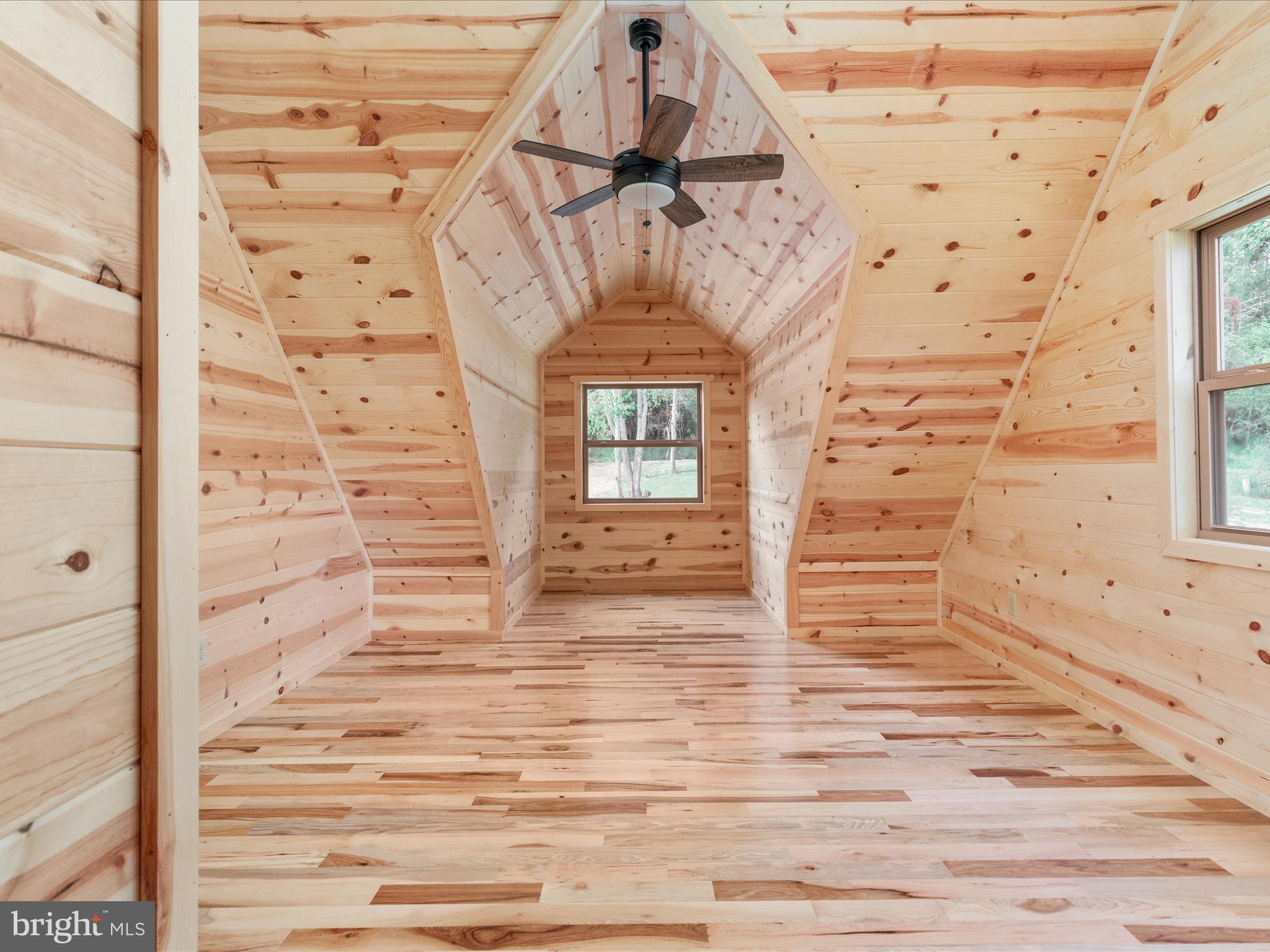 TROUT POND - Residential