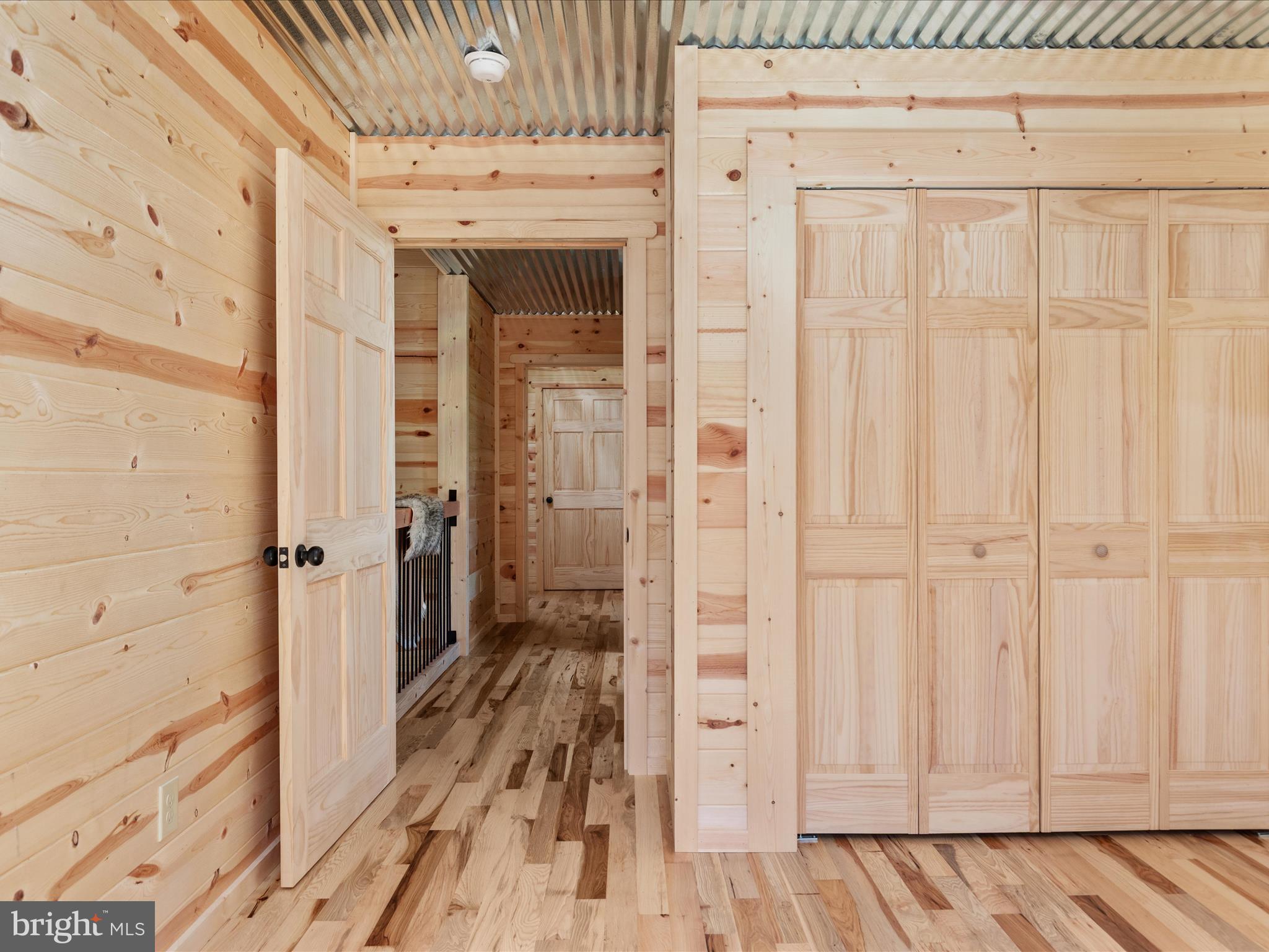 TROUT POND - Residential