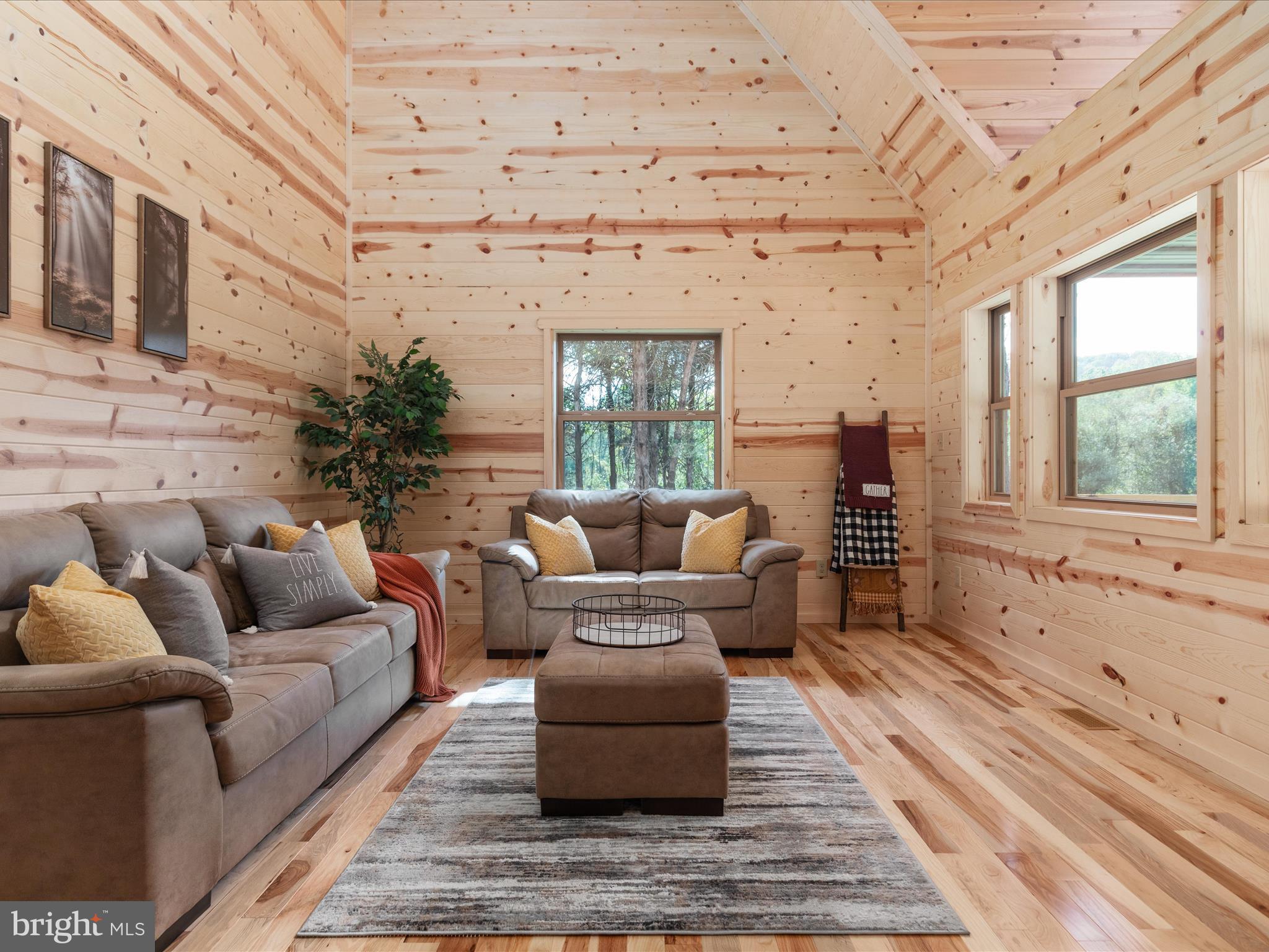 TROUT POND - Residential