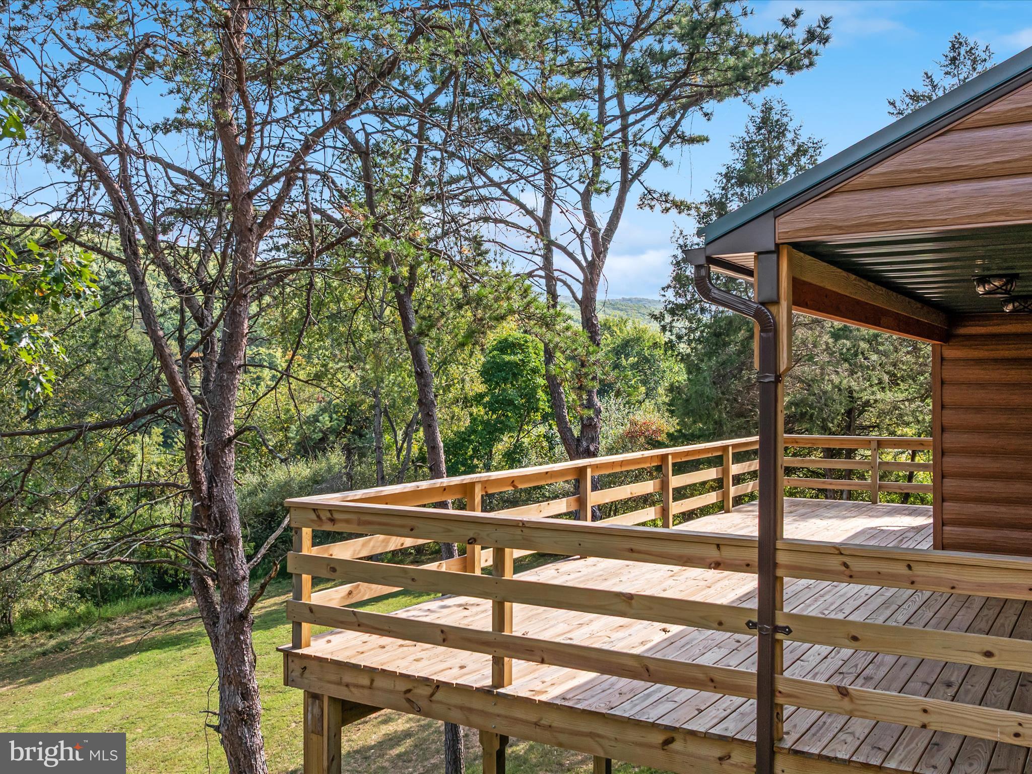 TROUT POND - Residential