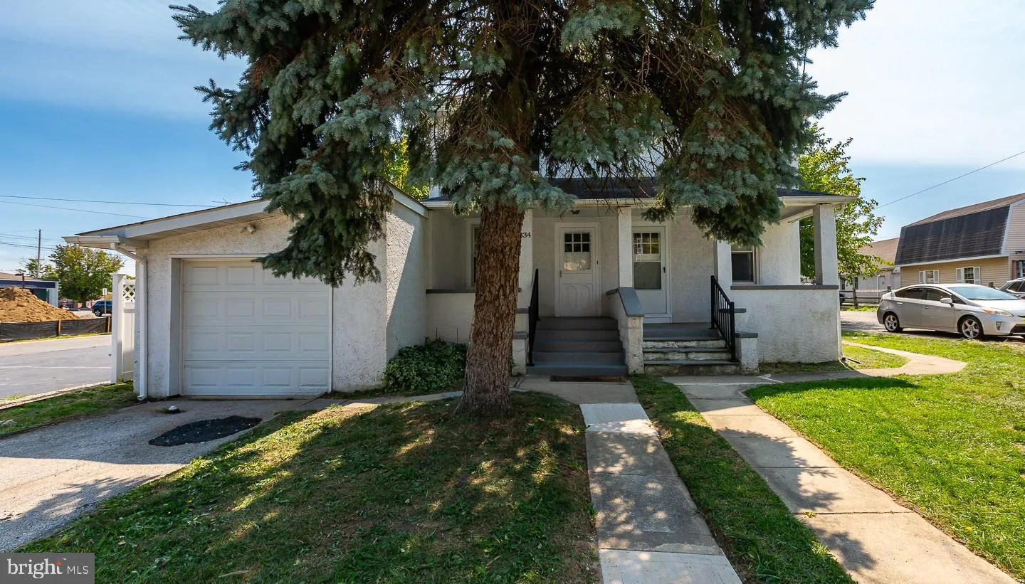 Wayne, Pennsylvania 19087, United States, 3 Bedrooms Bedrooms, ,2 BathroomsBathrooms,Residential,Active,130868