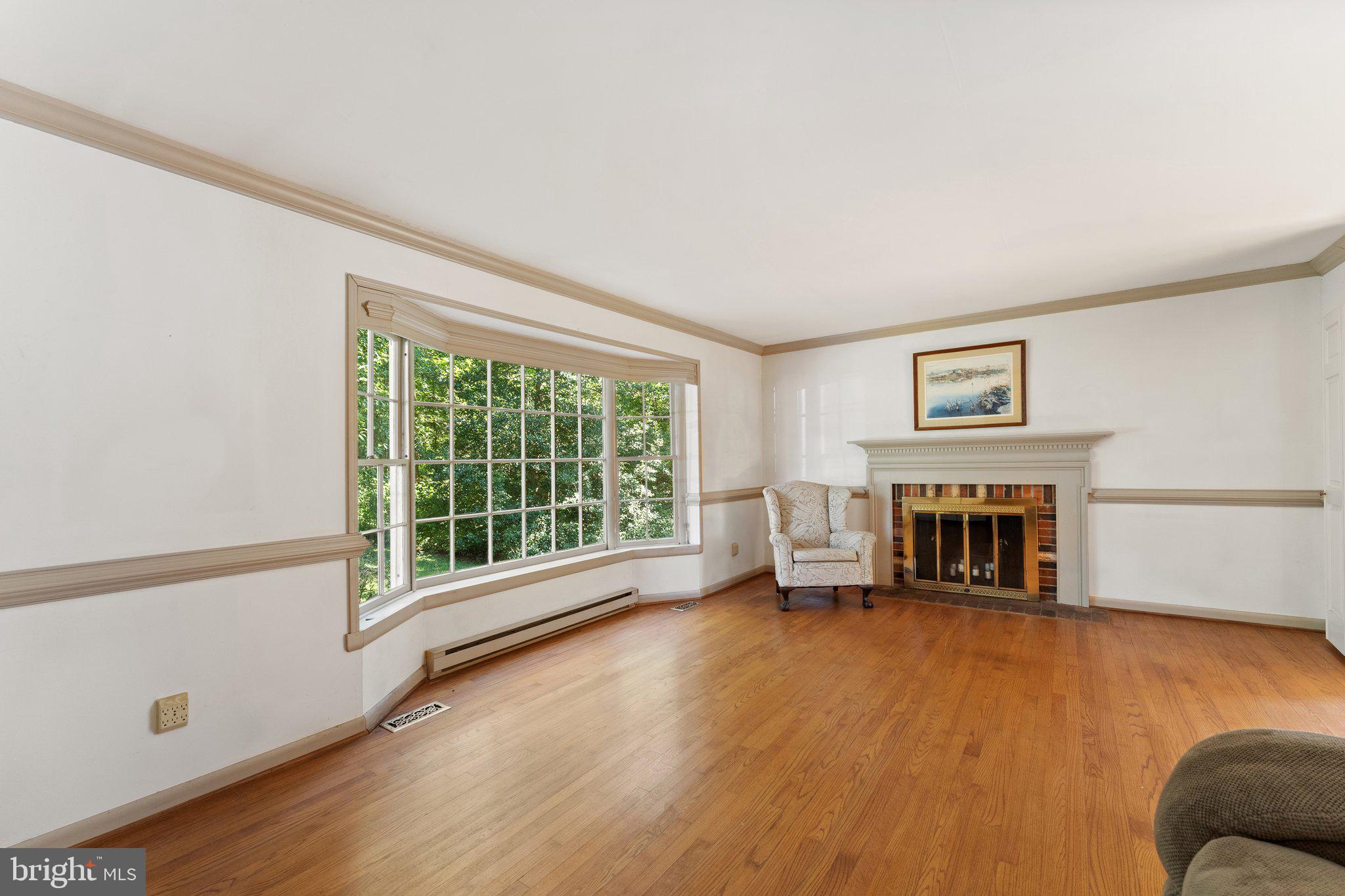 LAKEFRONT - Residential