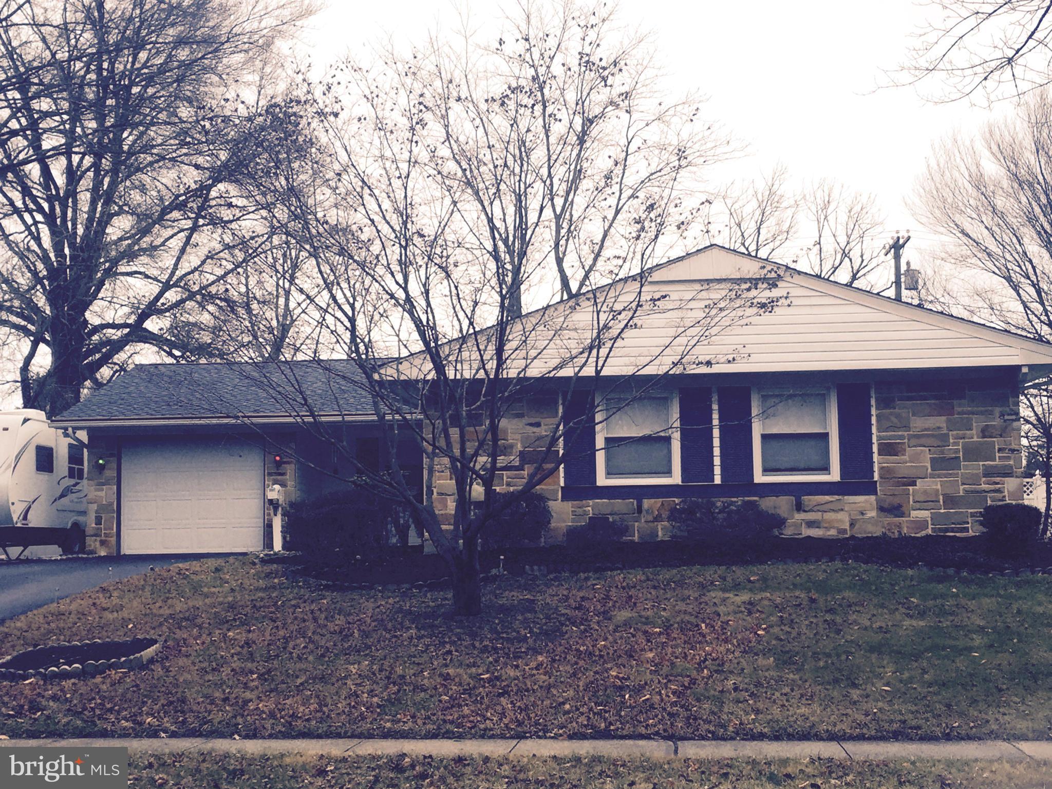 FOXHILL AT BELAIR - Residential