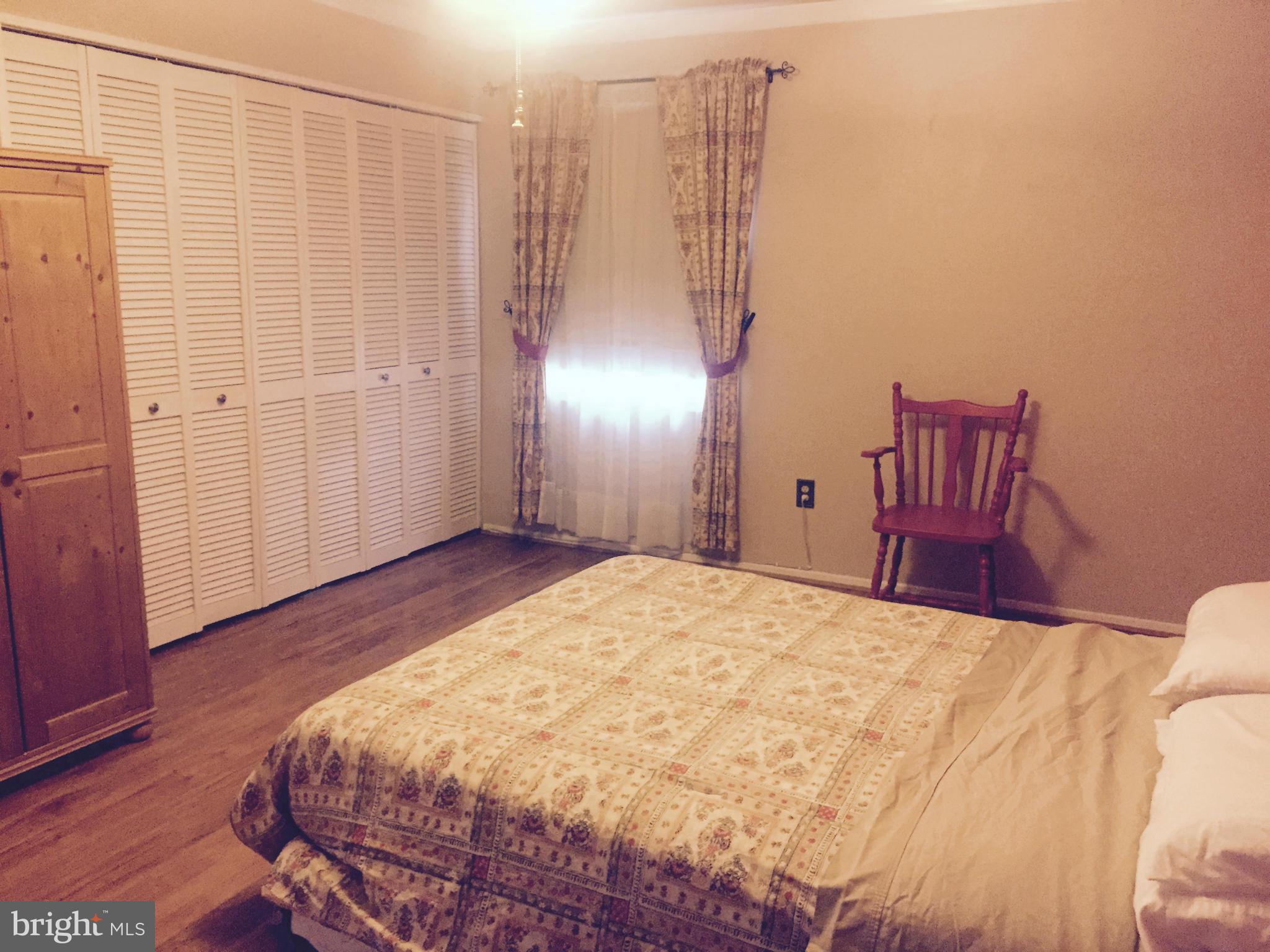 FOXHILL AT BELAIR - Residential