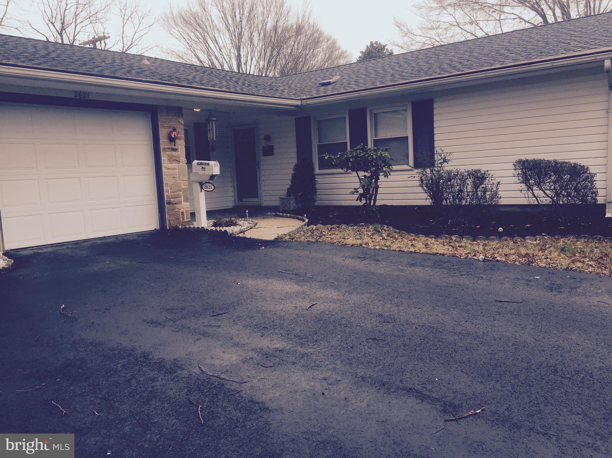 FOXHILL AT BELAIR - Residential