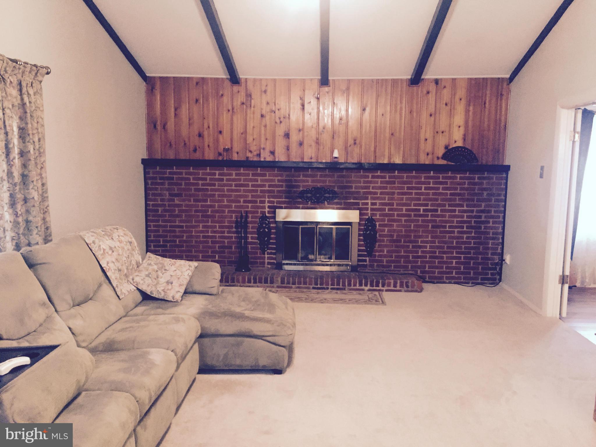 FOXHILL AT BELAIR - Residential