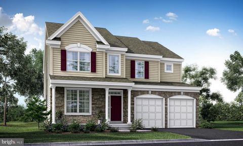 Photo of 3 Fieldstone Drive, LUMBERTON, NJ 08048 (MLS # NJBL2050088)