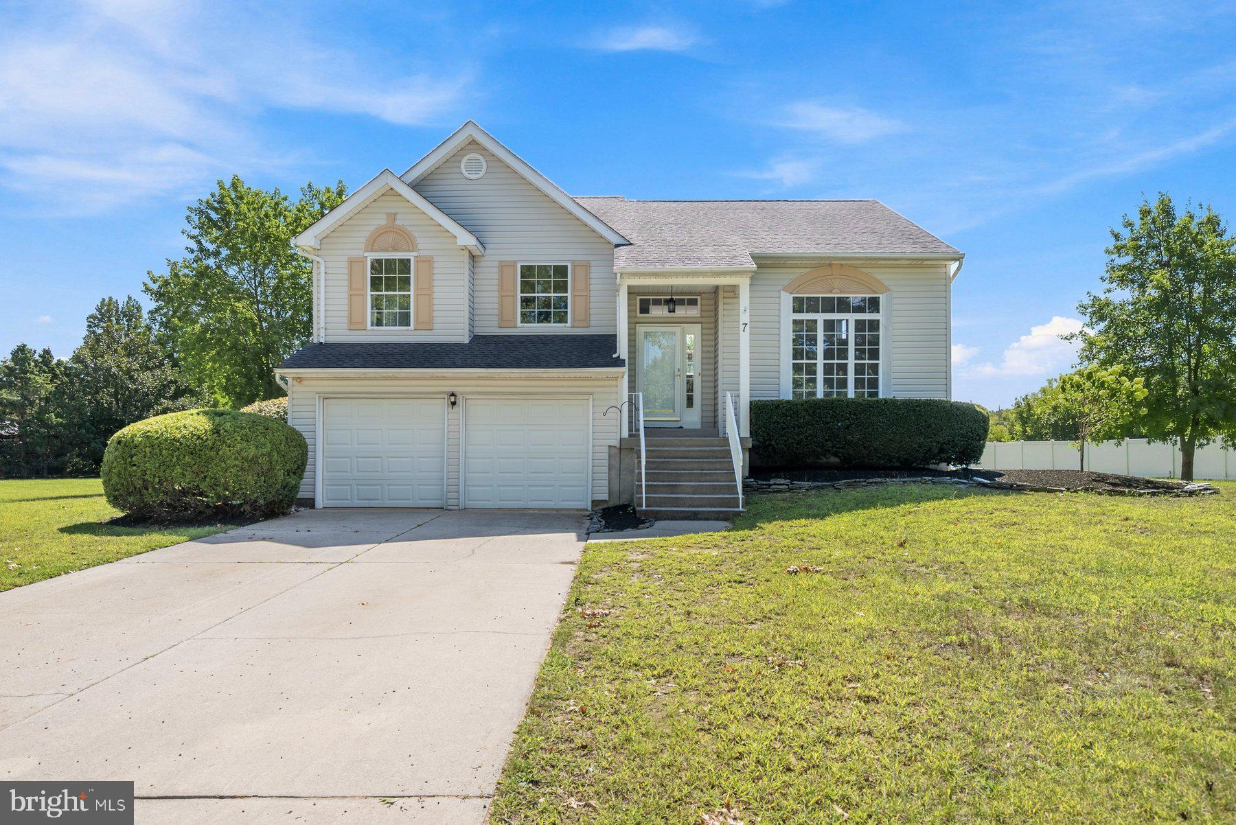 7 ORCHARDVIEW DRIVE