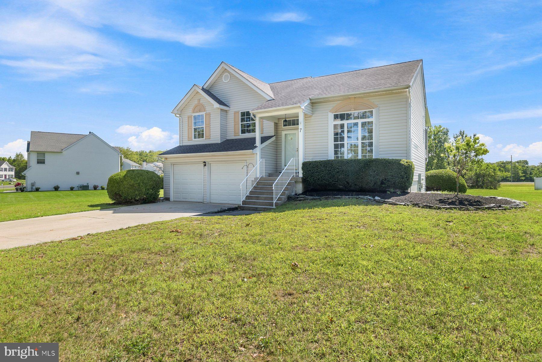 7 ORCHARDVIEW DRIVE