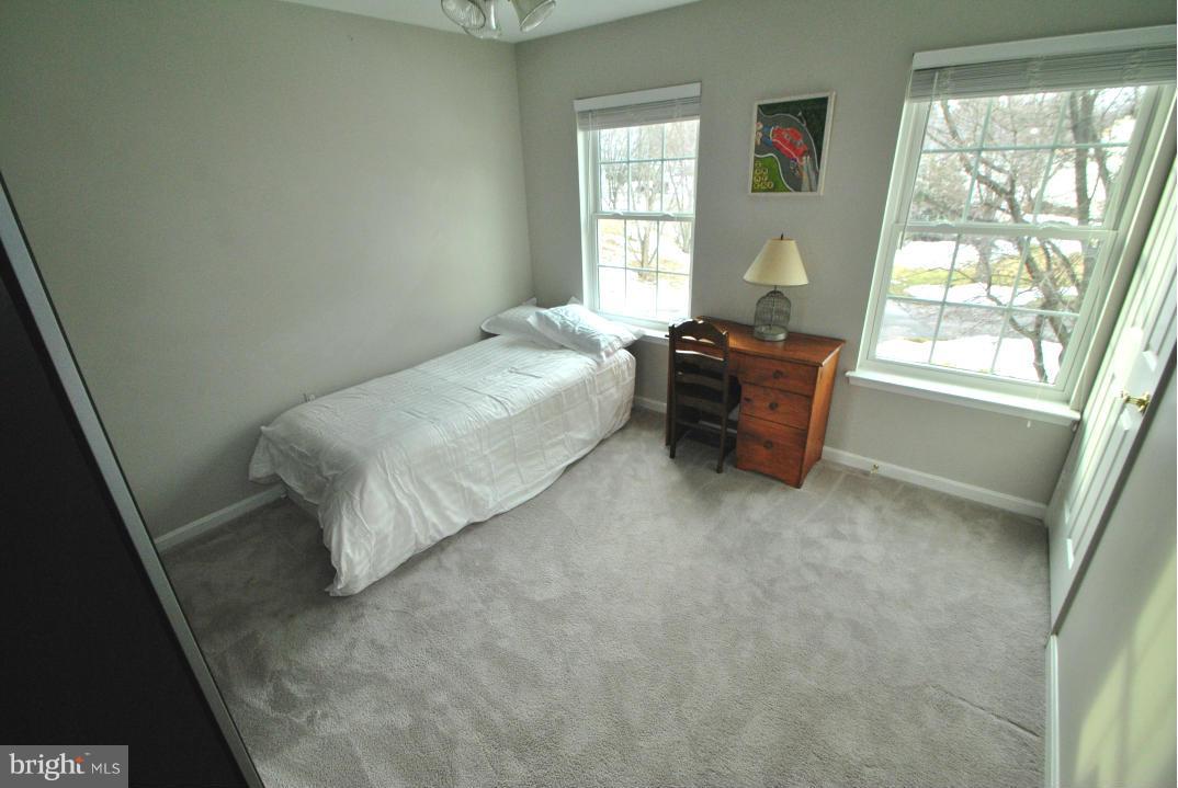 FRANKLIN FARM - Residential