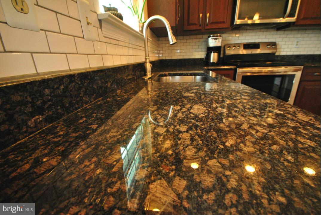 FRANKLIN FARM - Residential