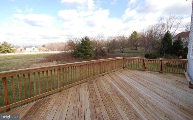 FRANKLIN FARM - Residential