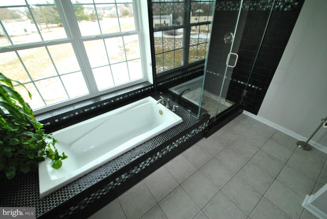 FRANKLIN FARM - Residential