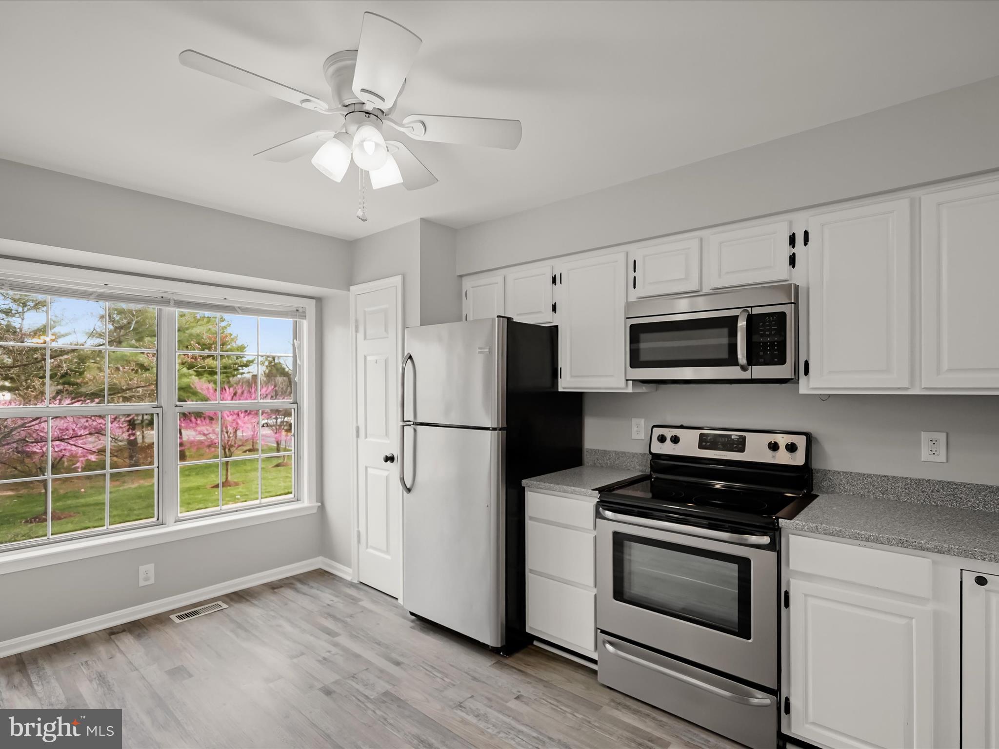 OLD TOWN STATION - Residential