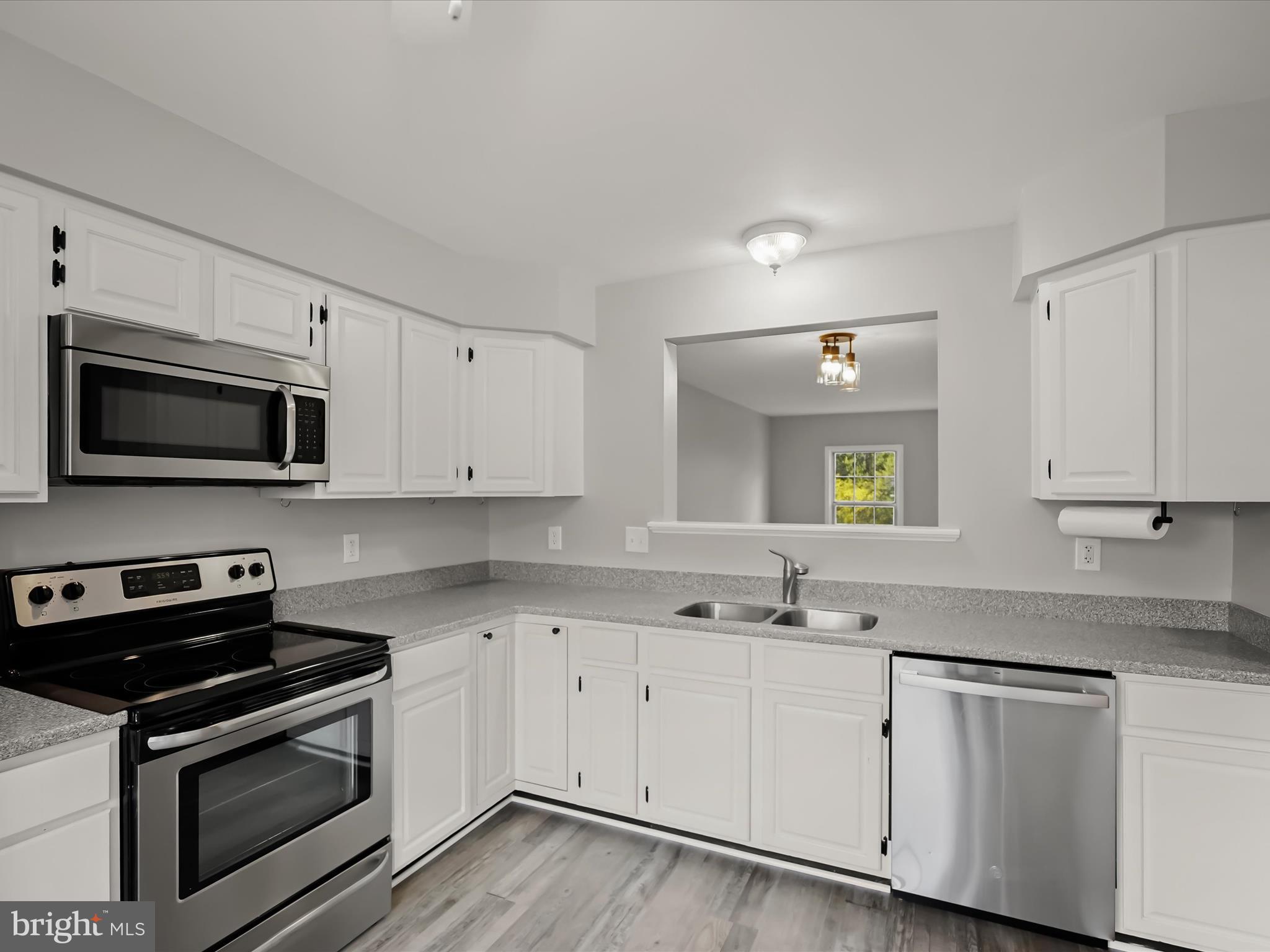 OLD TOWN STATION - Residential