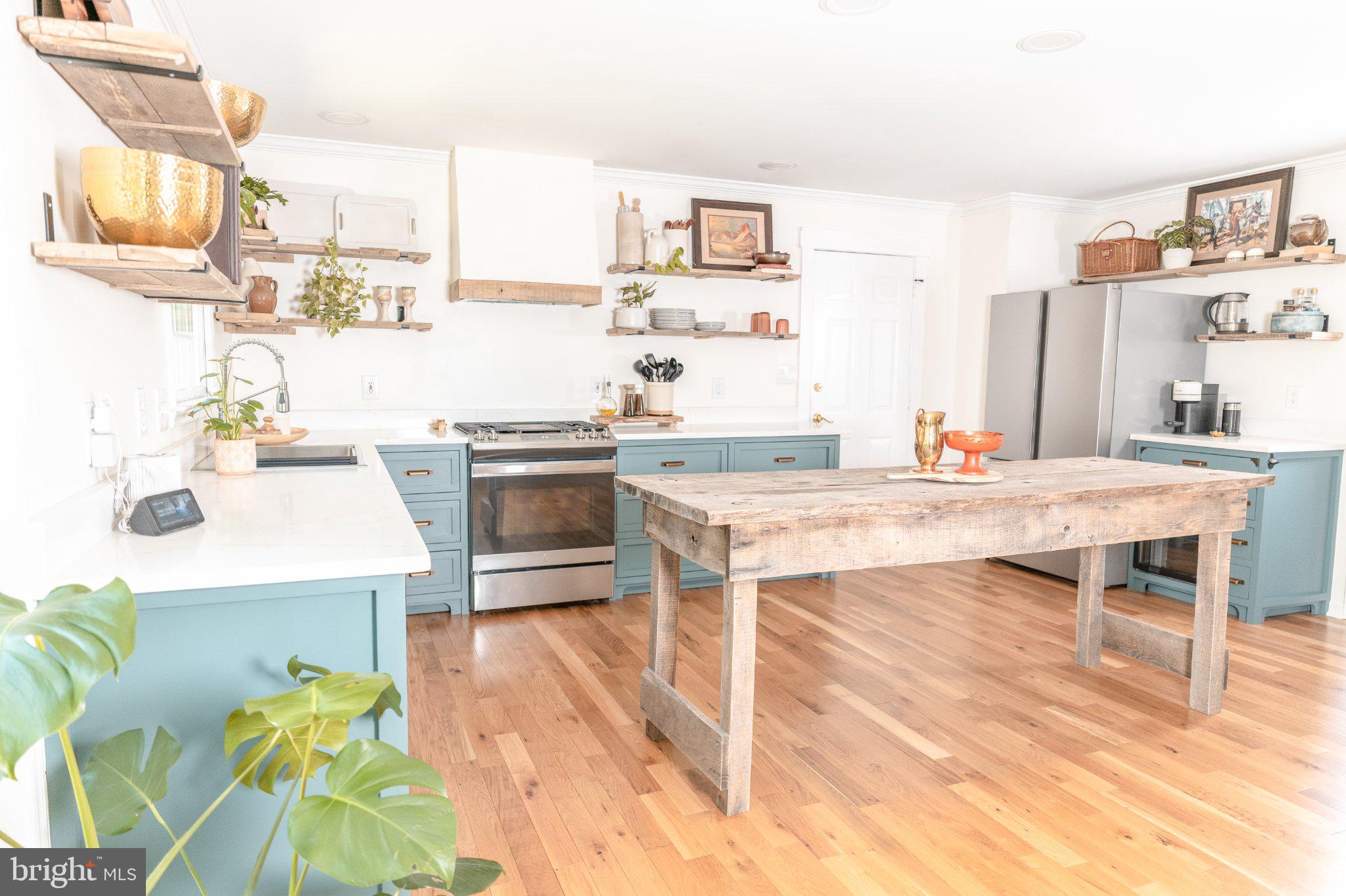 STAFFORD LAKES - Residential