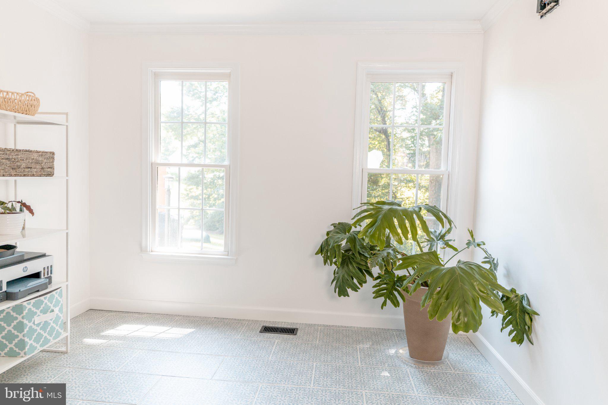 STAFFORD LAKES - Residential