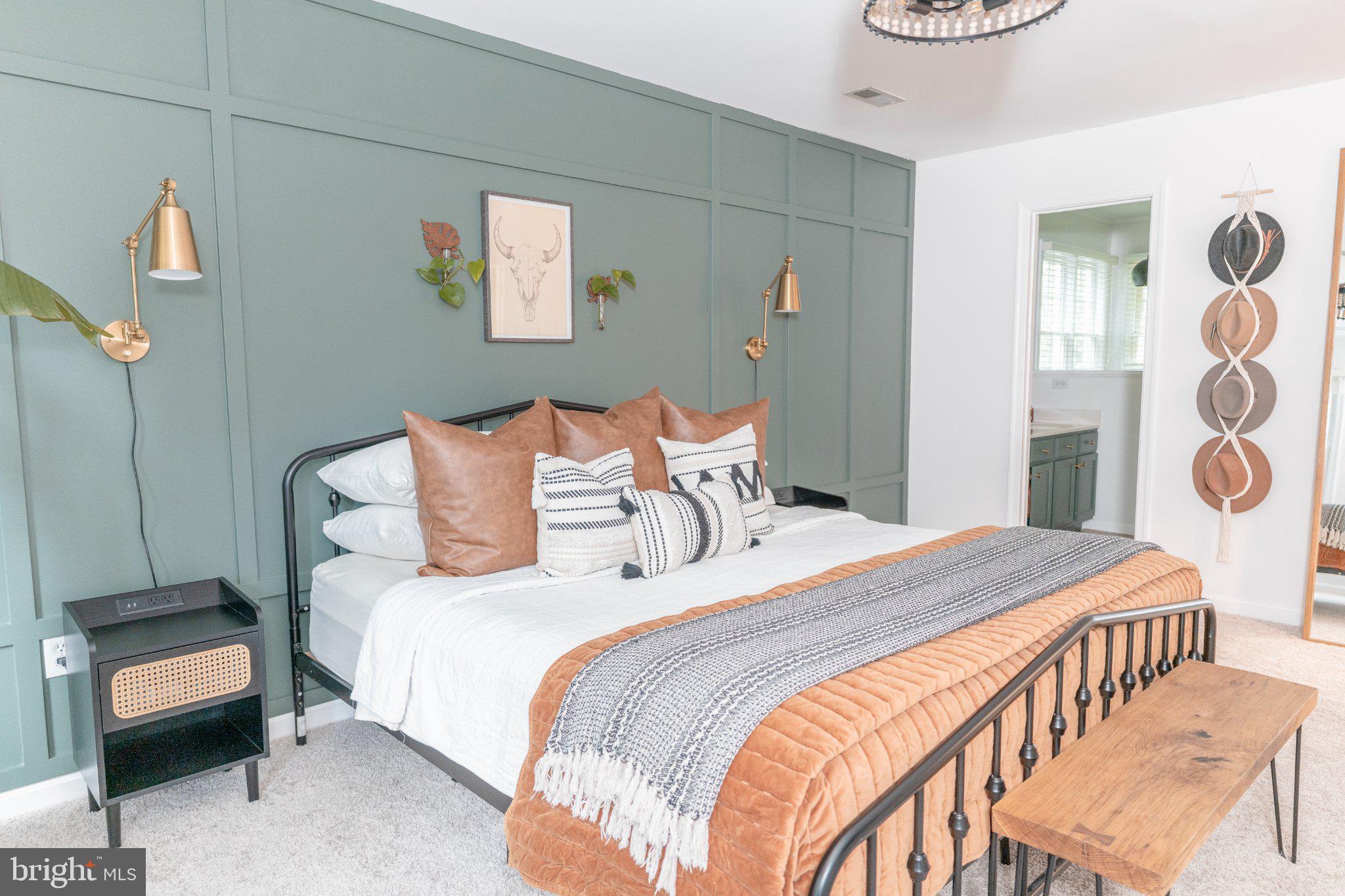 STAFFORD LAKES - Residential