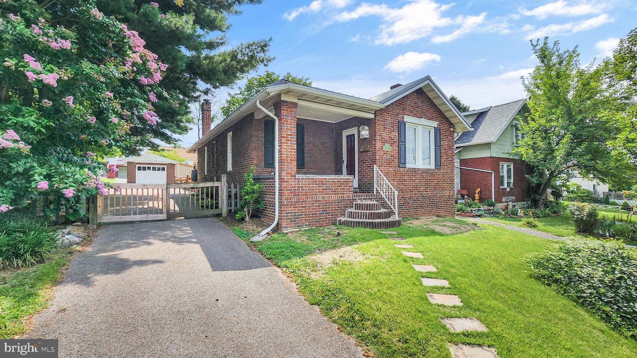 MAPLESIDE - Residential