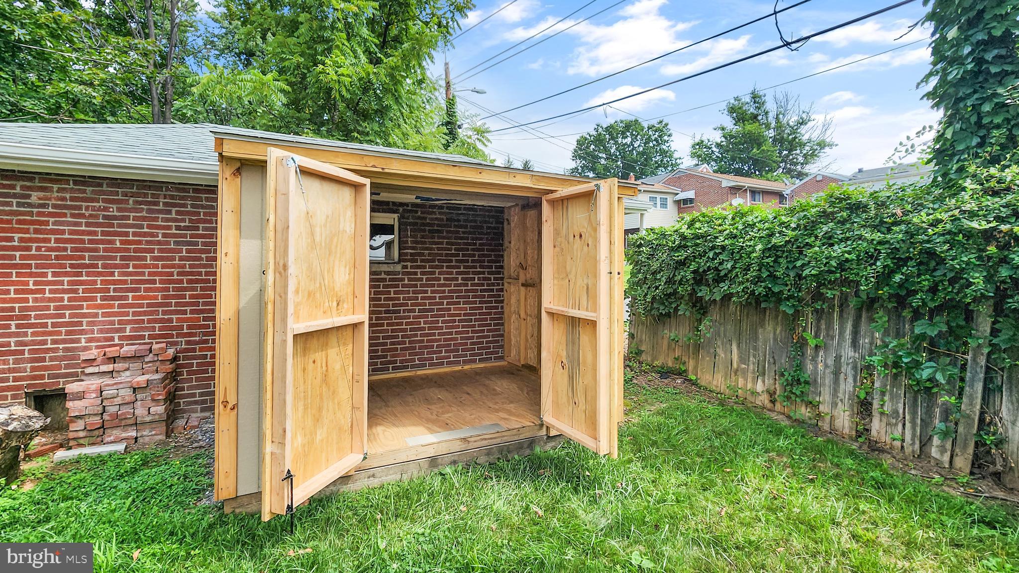 MAPLESIDE - Residential