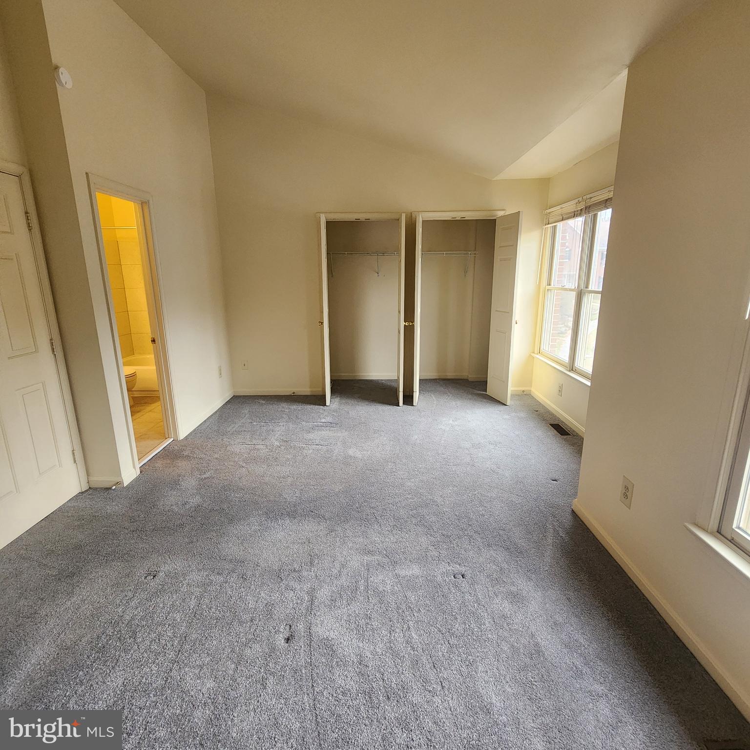 LITTLE ROCKY RUN - Residential Lease