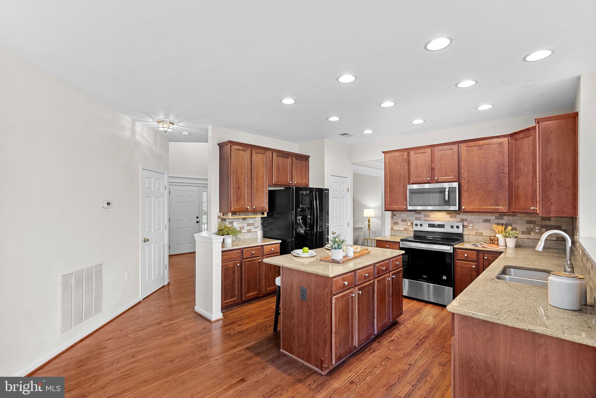 HIRST FARM - Residential