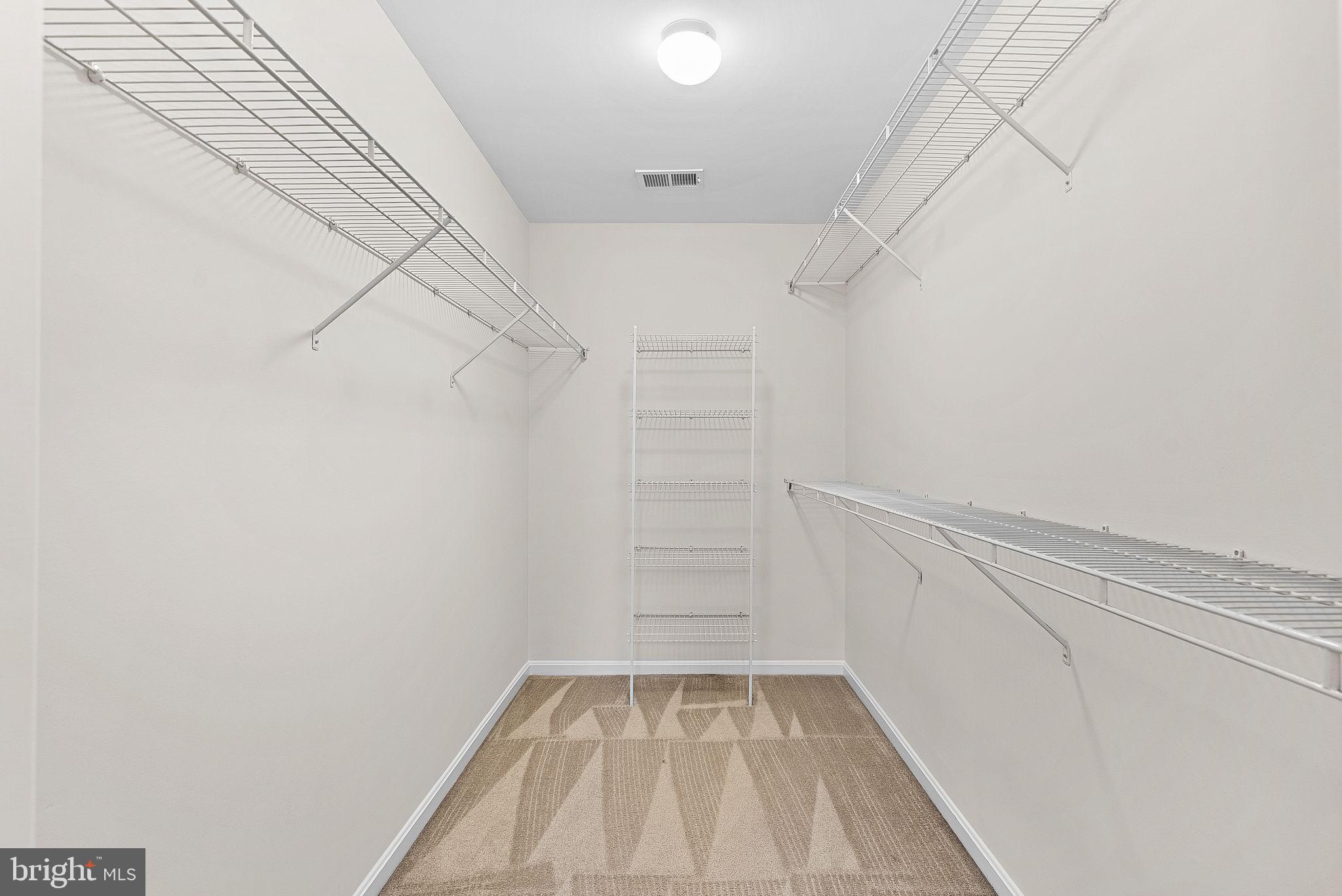 HIRST FARM - Residential