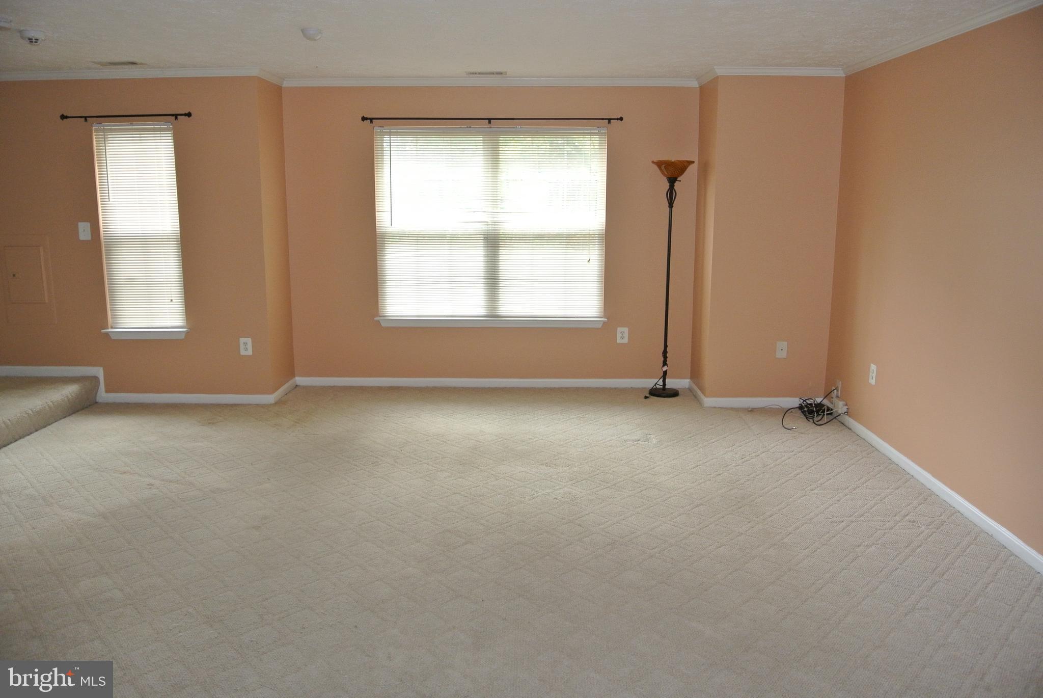 DORCHESTER - ST. CHARLES - Residential