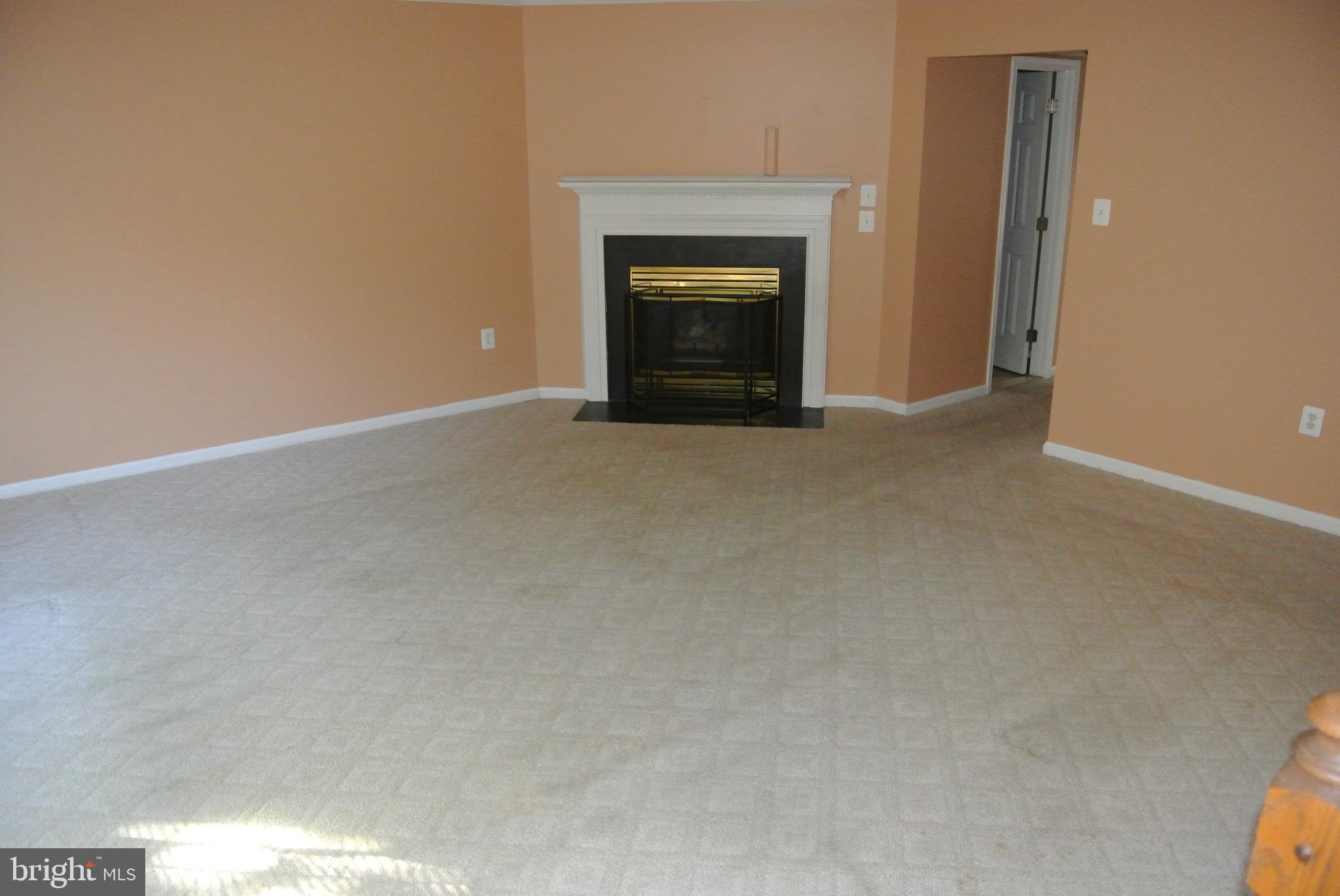 DORCHESTER - ST. CHARLES - Residential