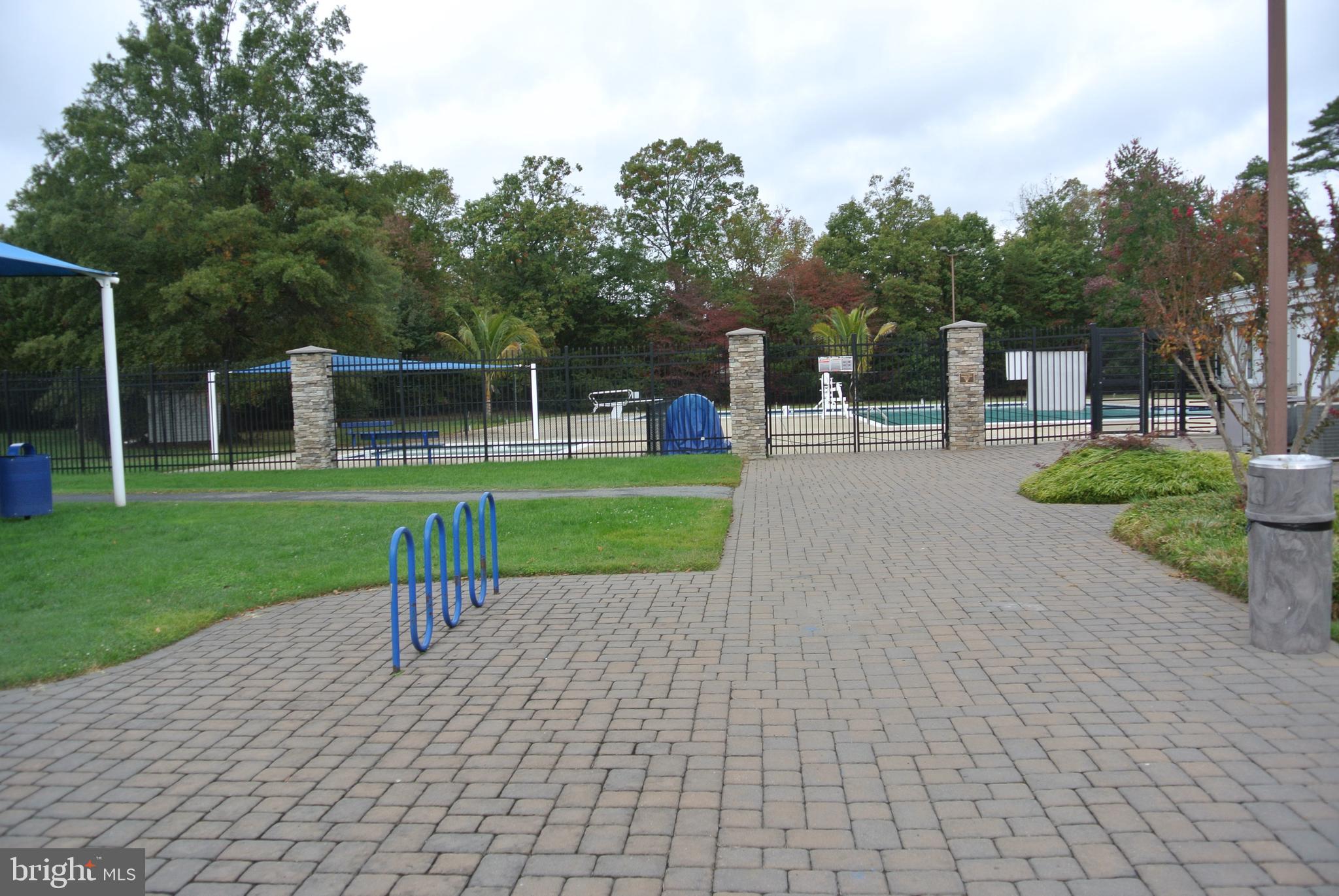 DORCHESTER - ST. CHARLES - Residential