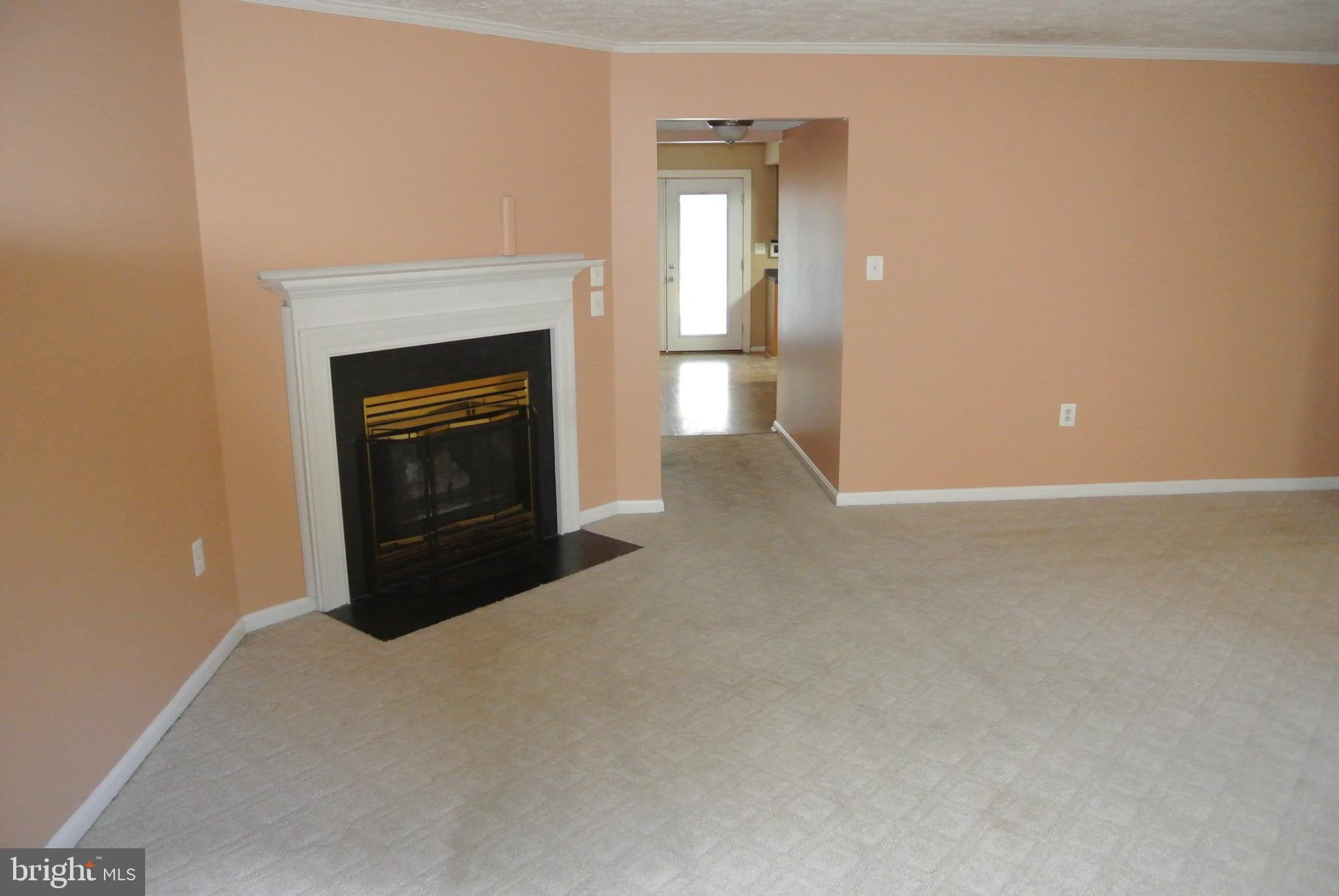 DORCHESTER - ST. CHARLES - Residential