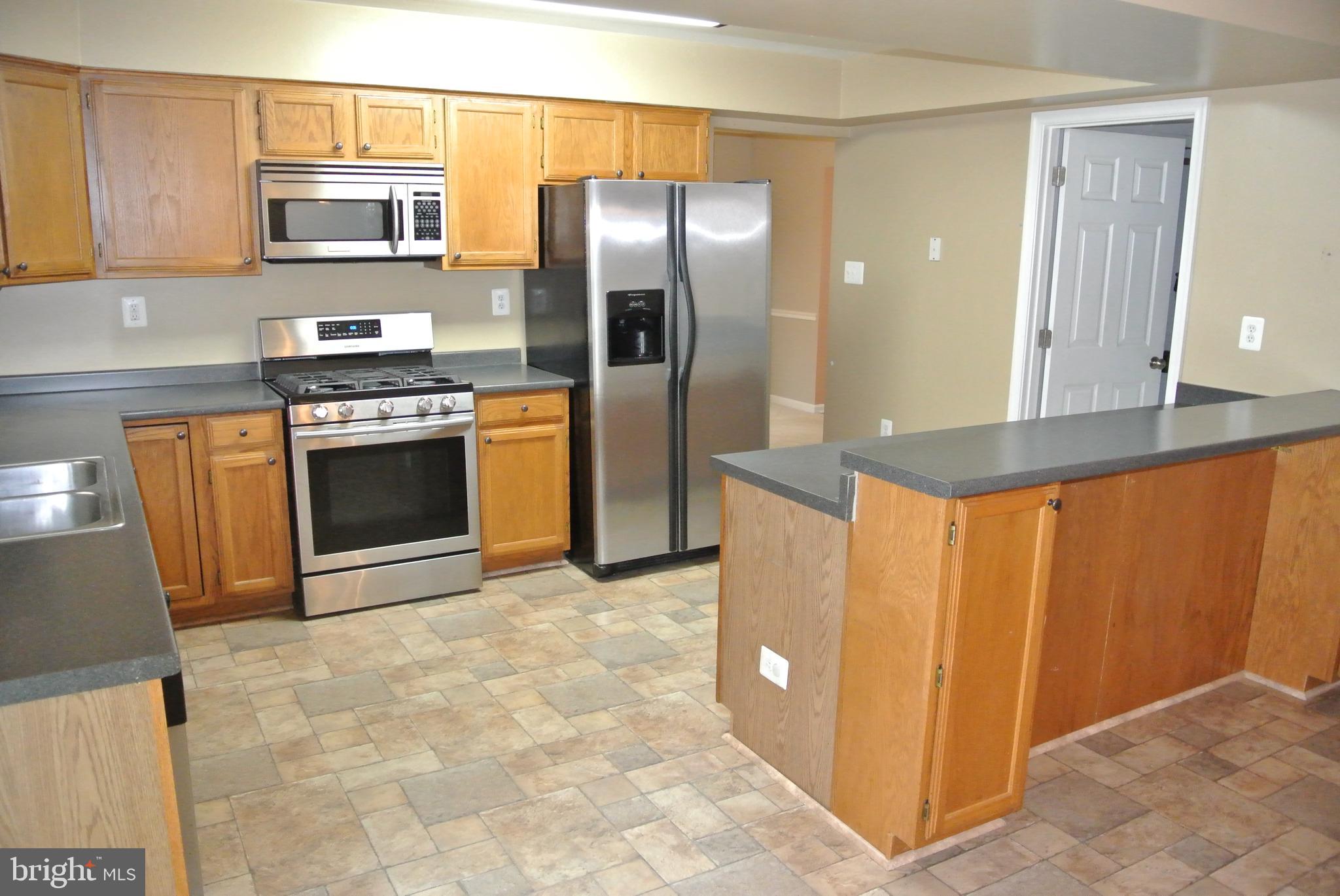 DORCHESTER - ST. CHARLES - Residential