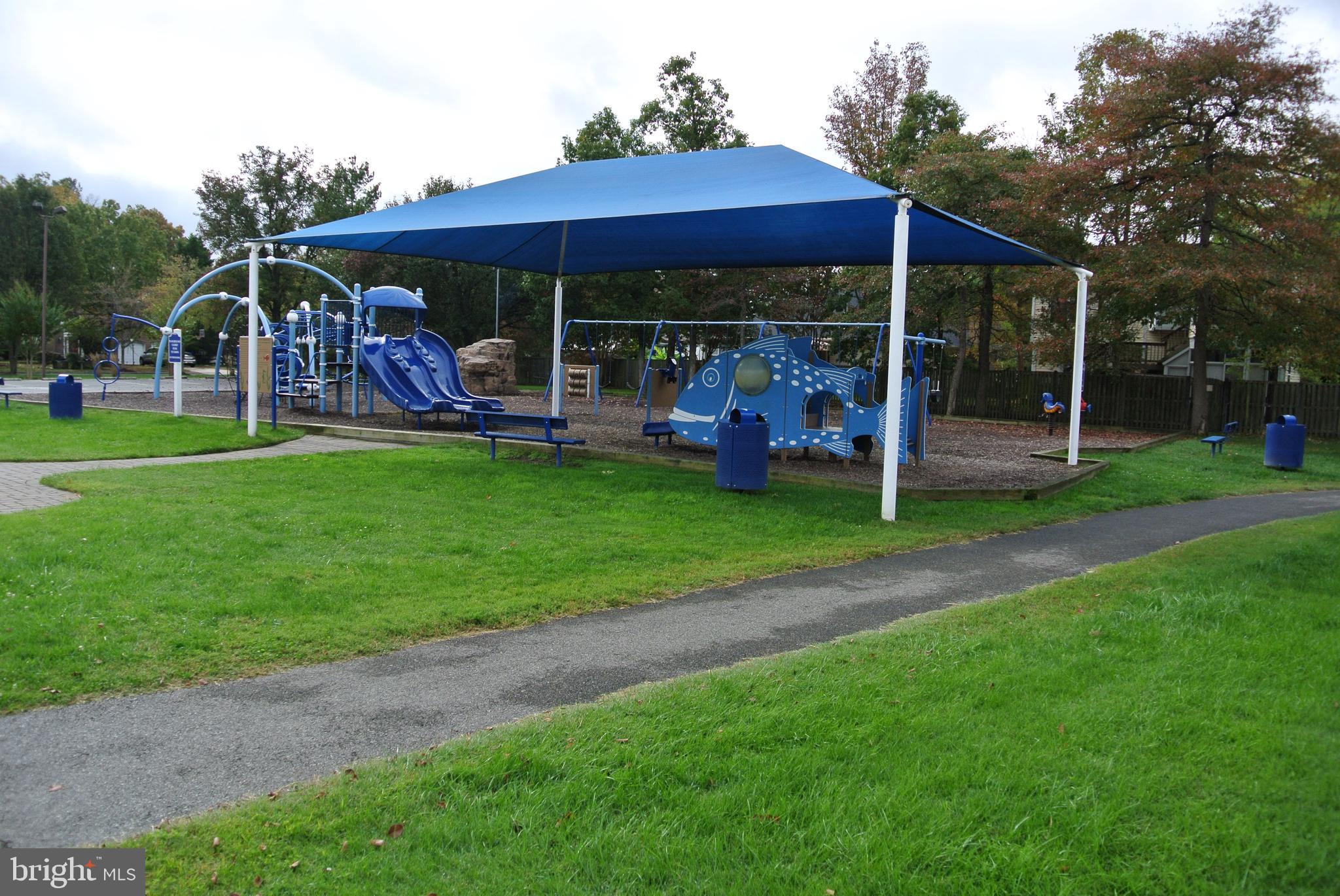 DORCHESTER - ST. CHARLES - Residential