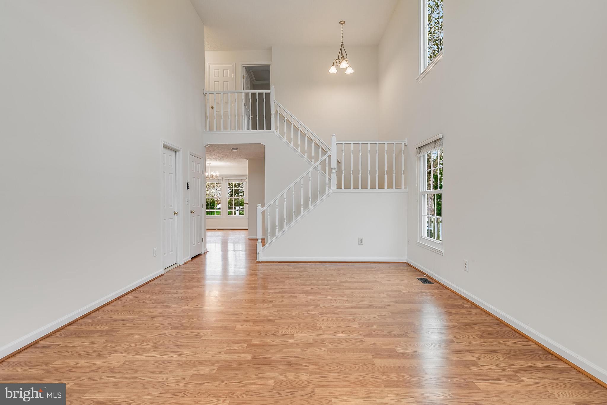 POTOMAC CROSSING - Residential