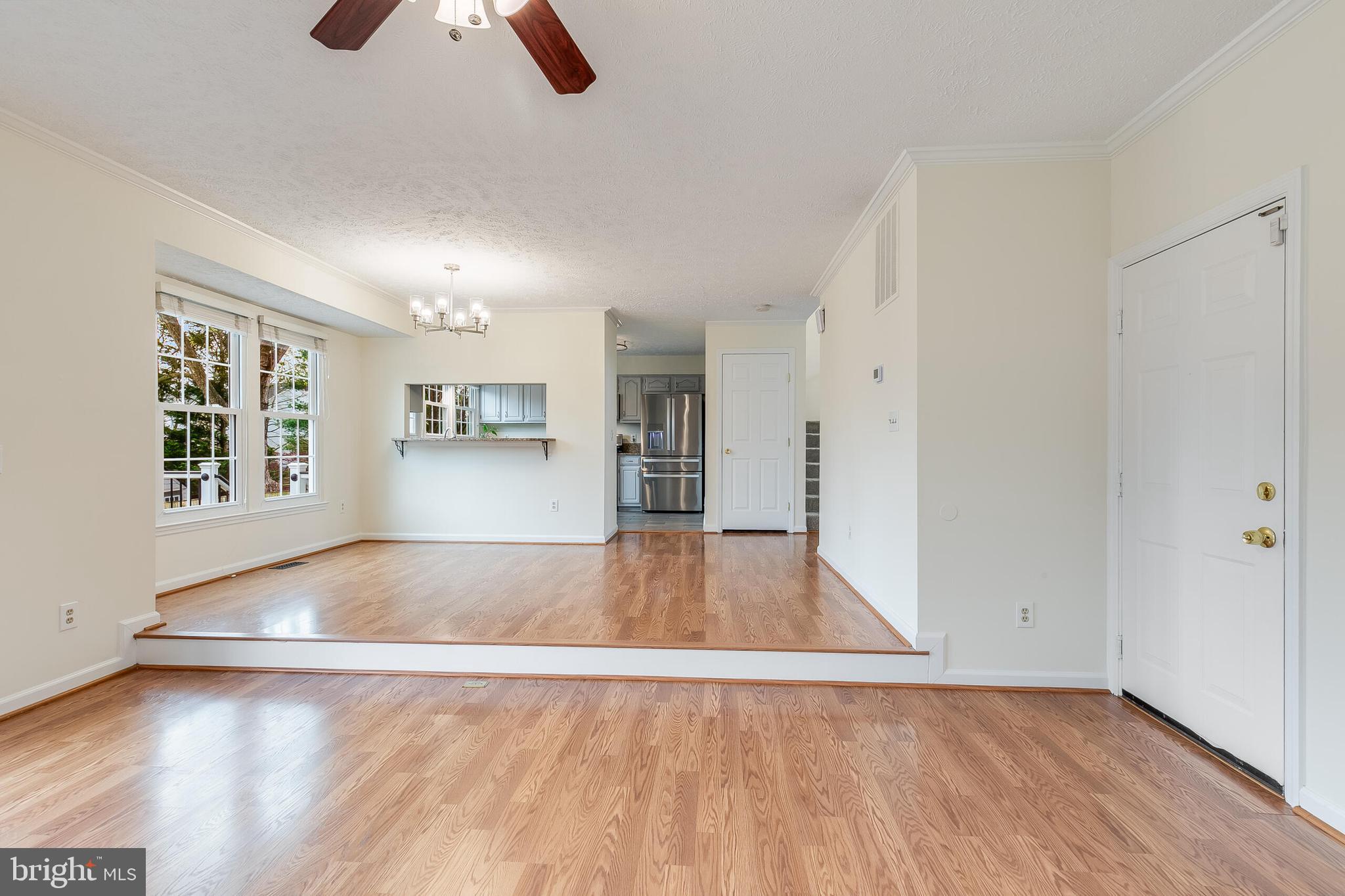 POTOMAC CROSSING - Residential