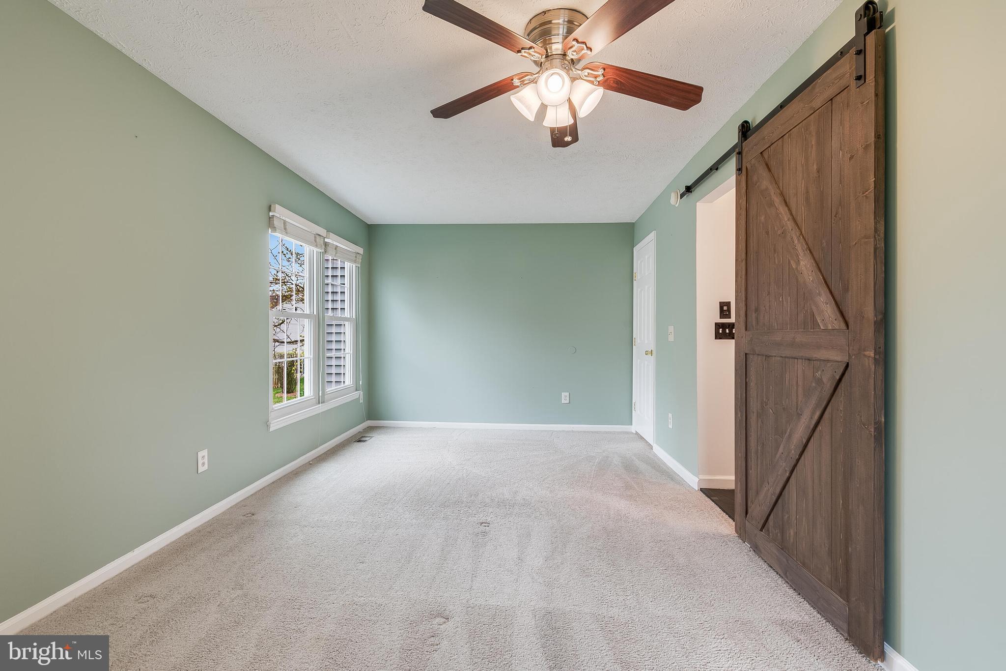 POTOMAC CROSSING - Residential