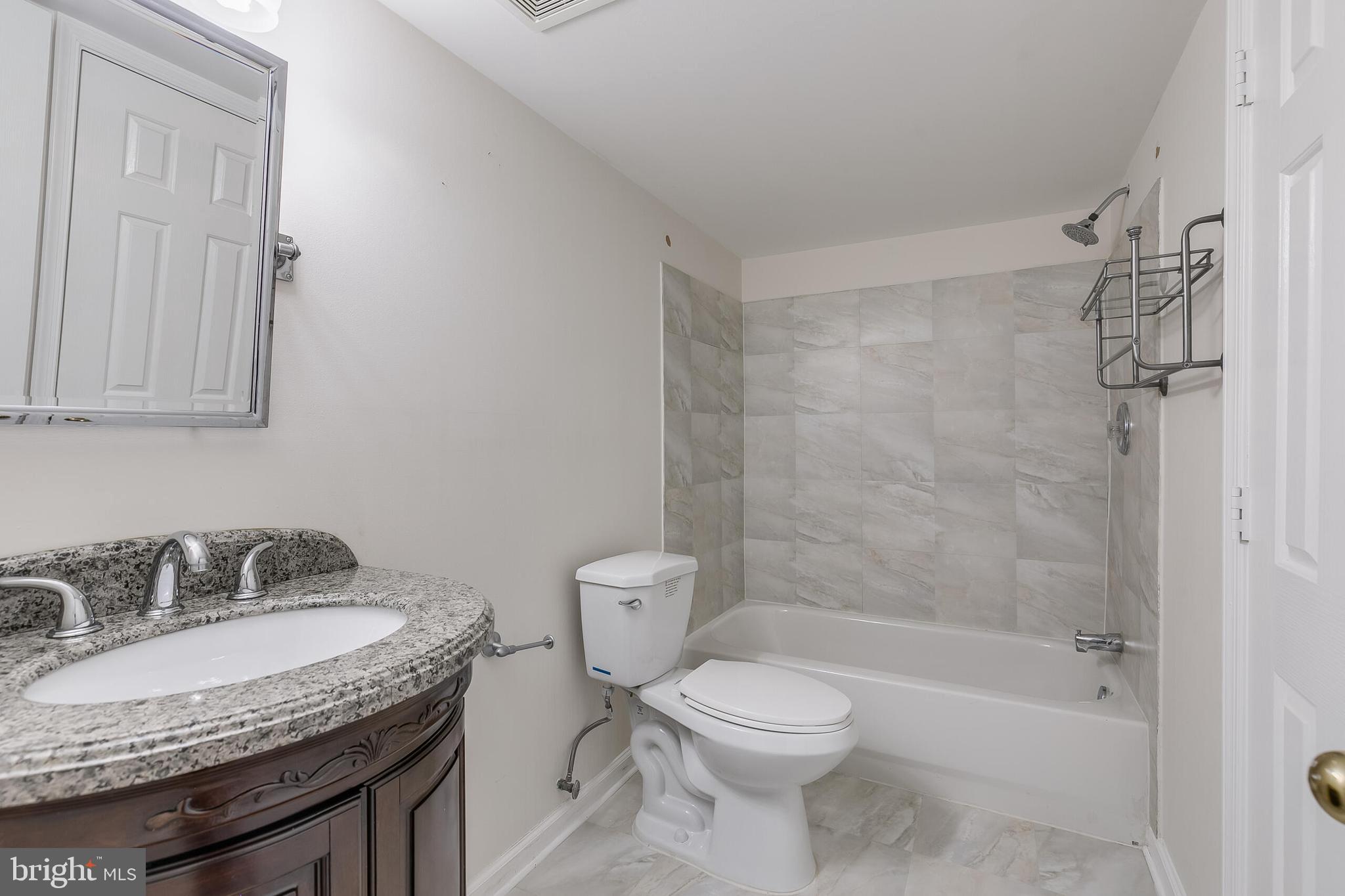 POTOMAC CROSSING - Residential