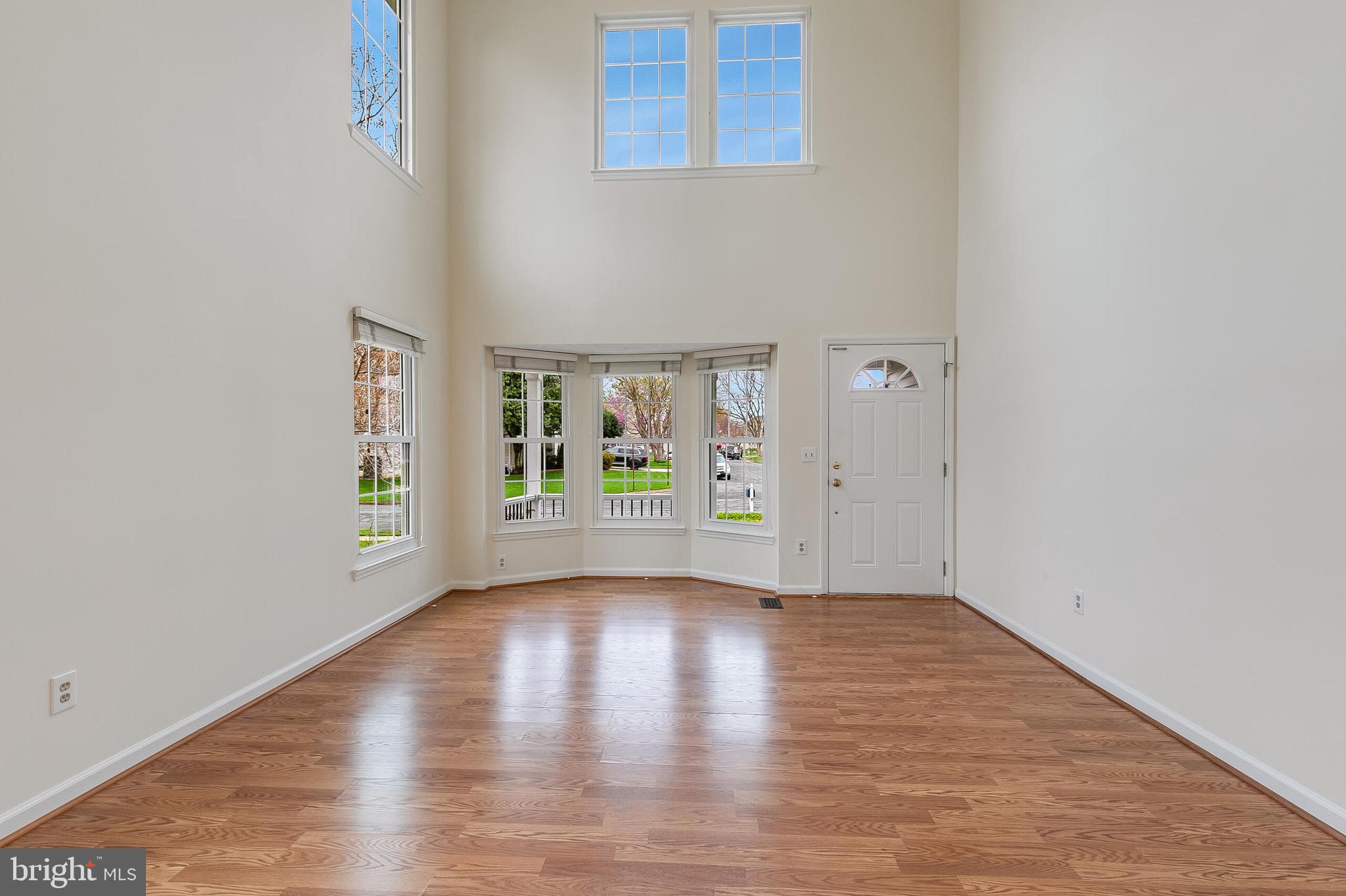 POTOMAC CROSSING - Residential