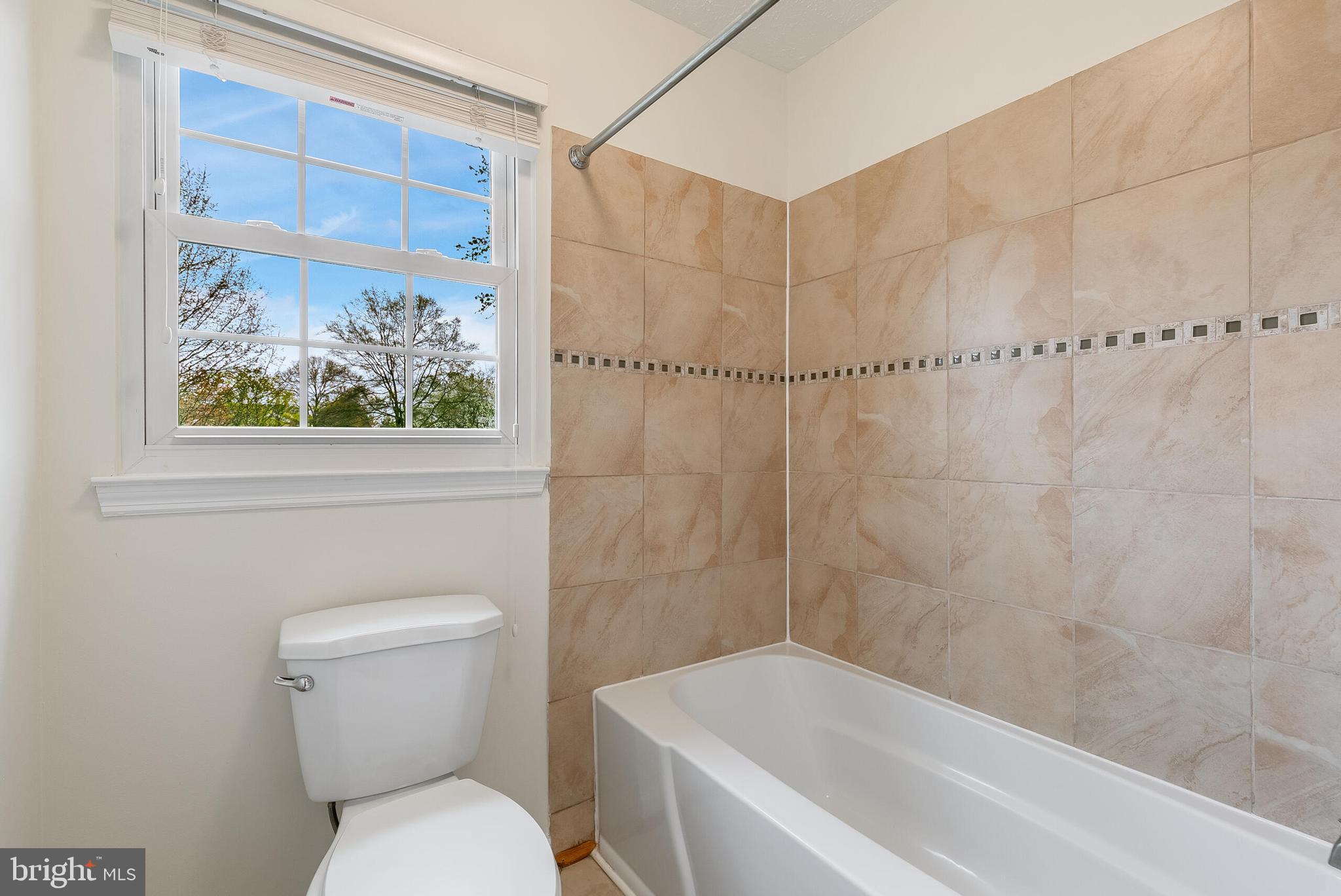 POTOMAC CROSSING - Residential