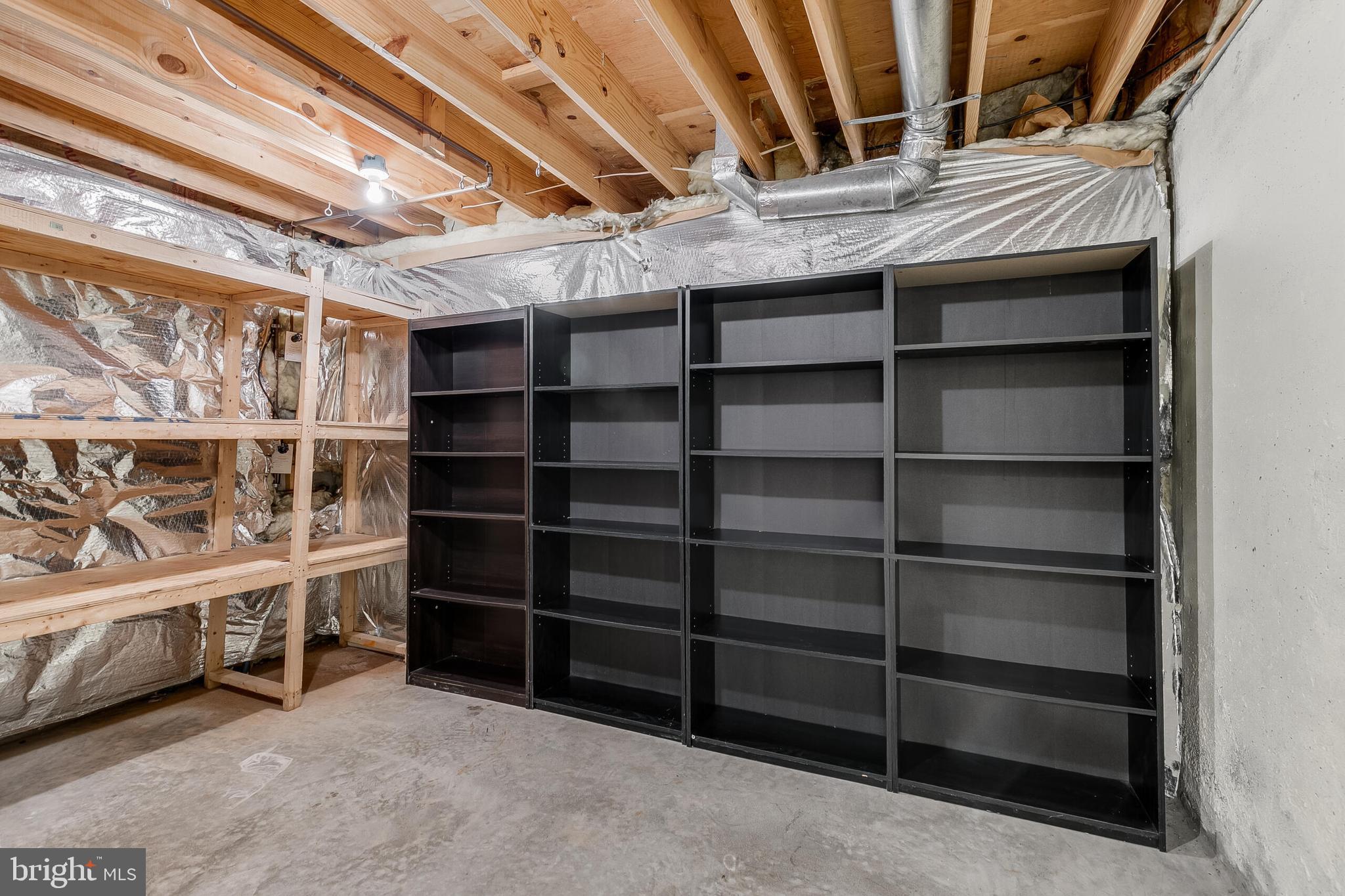 POTOMAC CROSSING - Residential