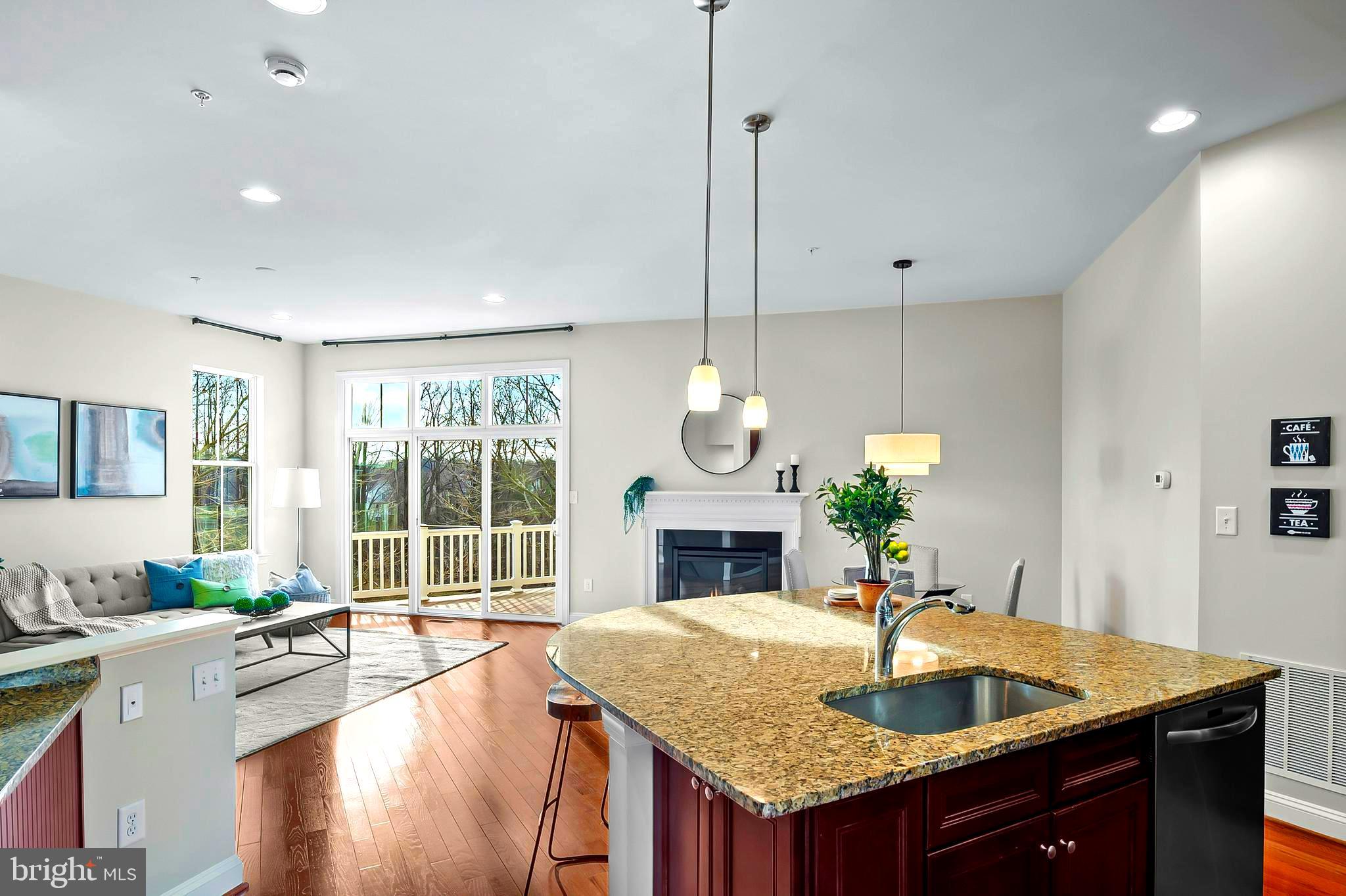 EMERSON - Residential