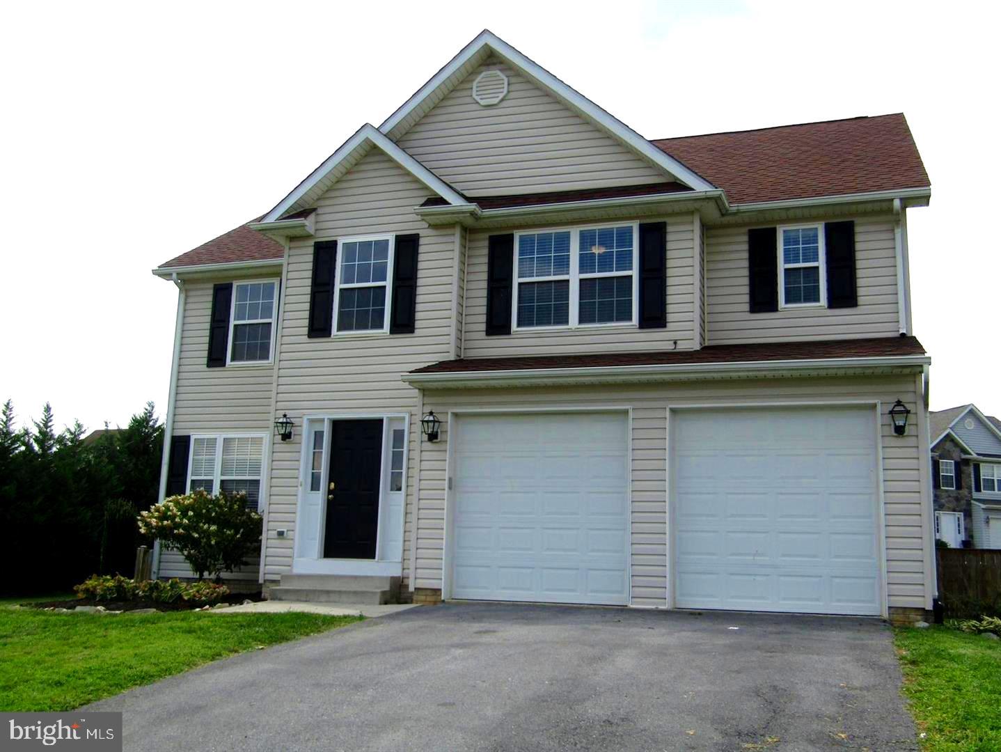 For rent - This amazing executive level home features 3Br's, and 2.5 baths with a full basement, 2 car garage, deck, fenced back yard, second floor laundry, 2 story family room and extra large kitchen. Big yard and big house. Don't miss your chance...No pets