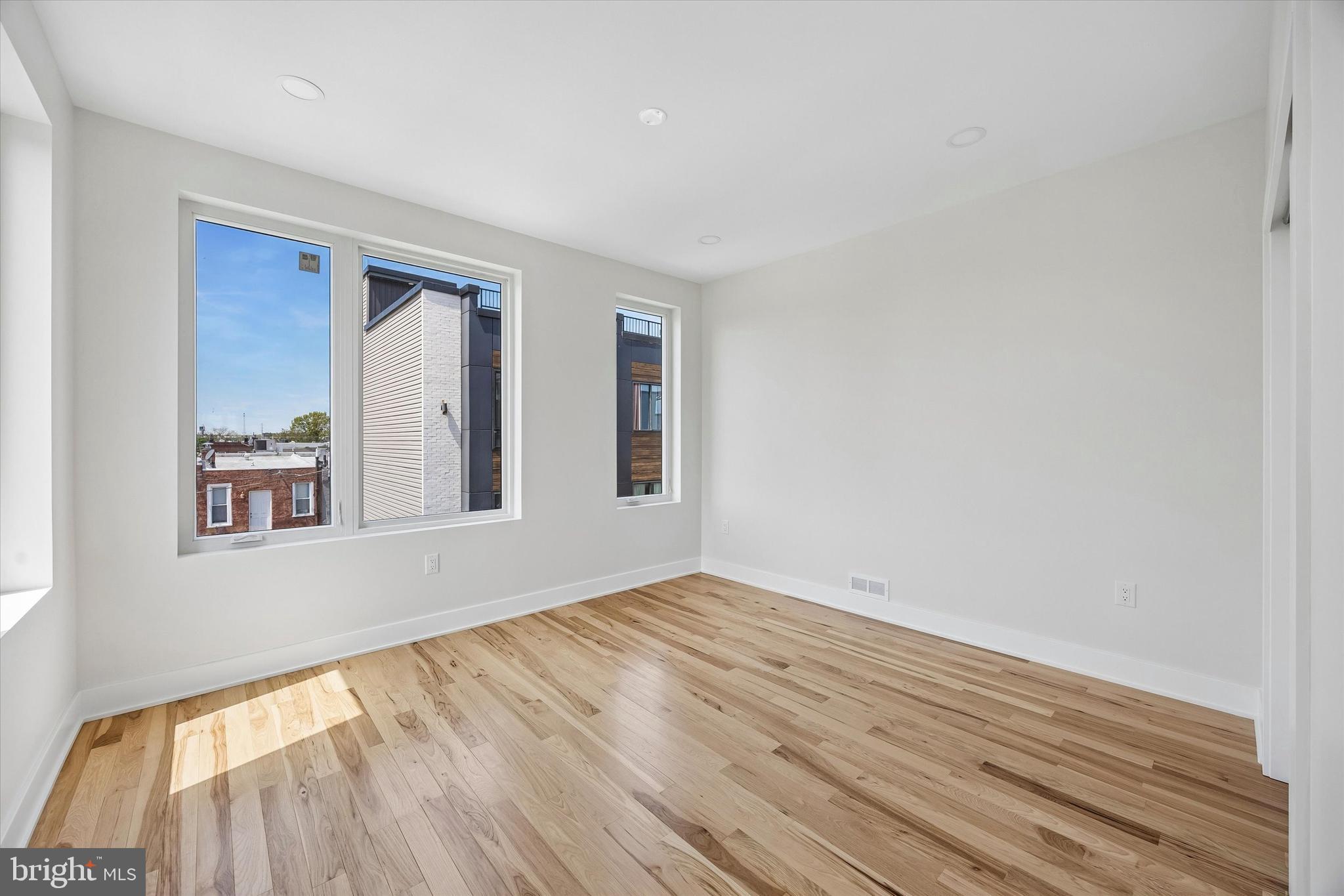 GRAYS FERRY - Residential