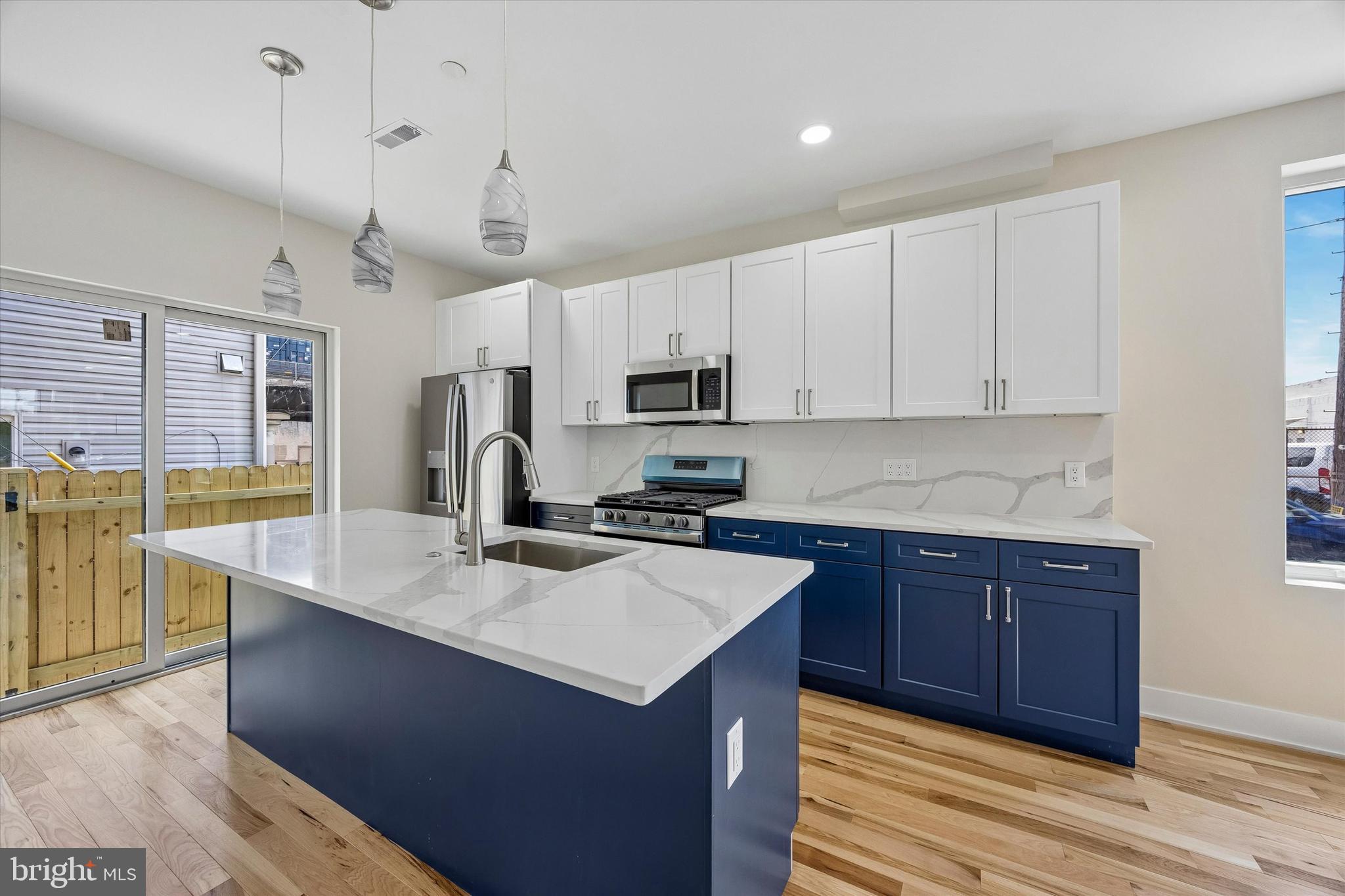 GRAYS FERRY - Residential