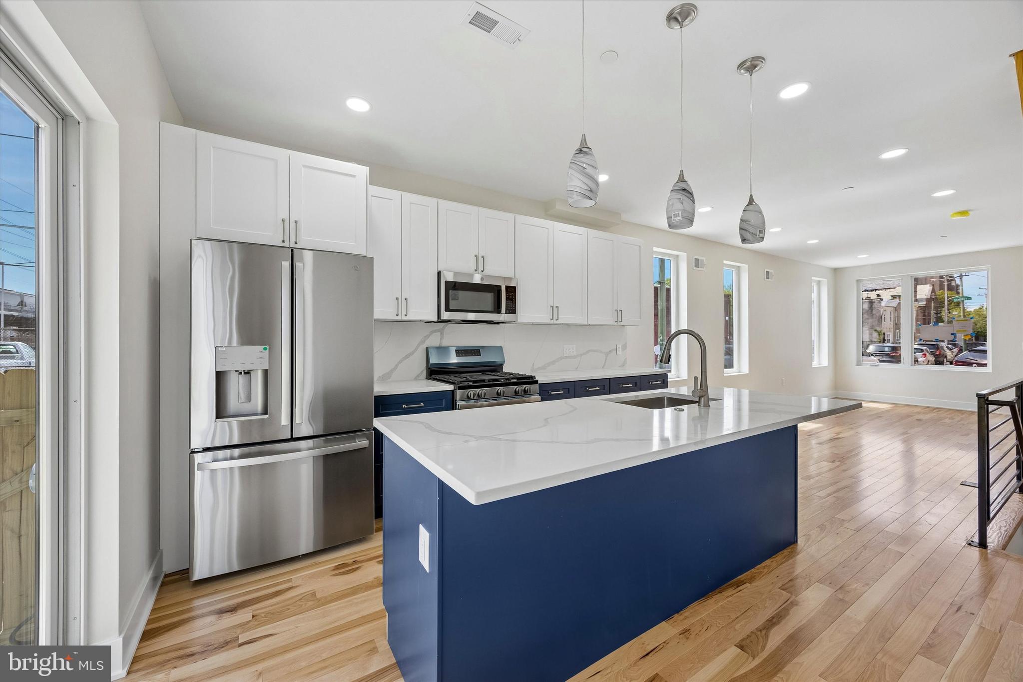 GRAYS FERRY - Residential