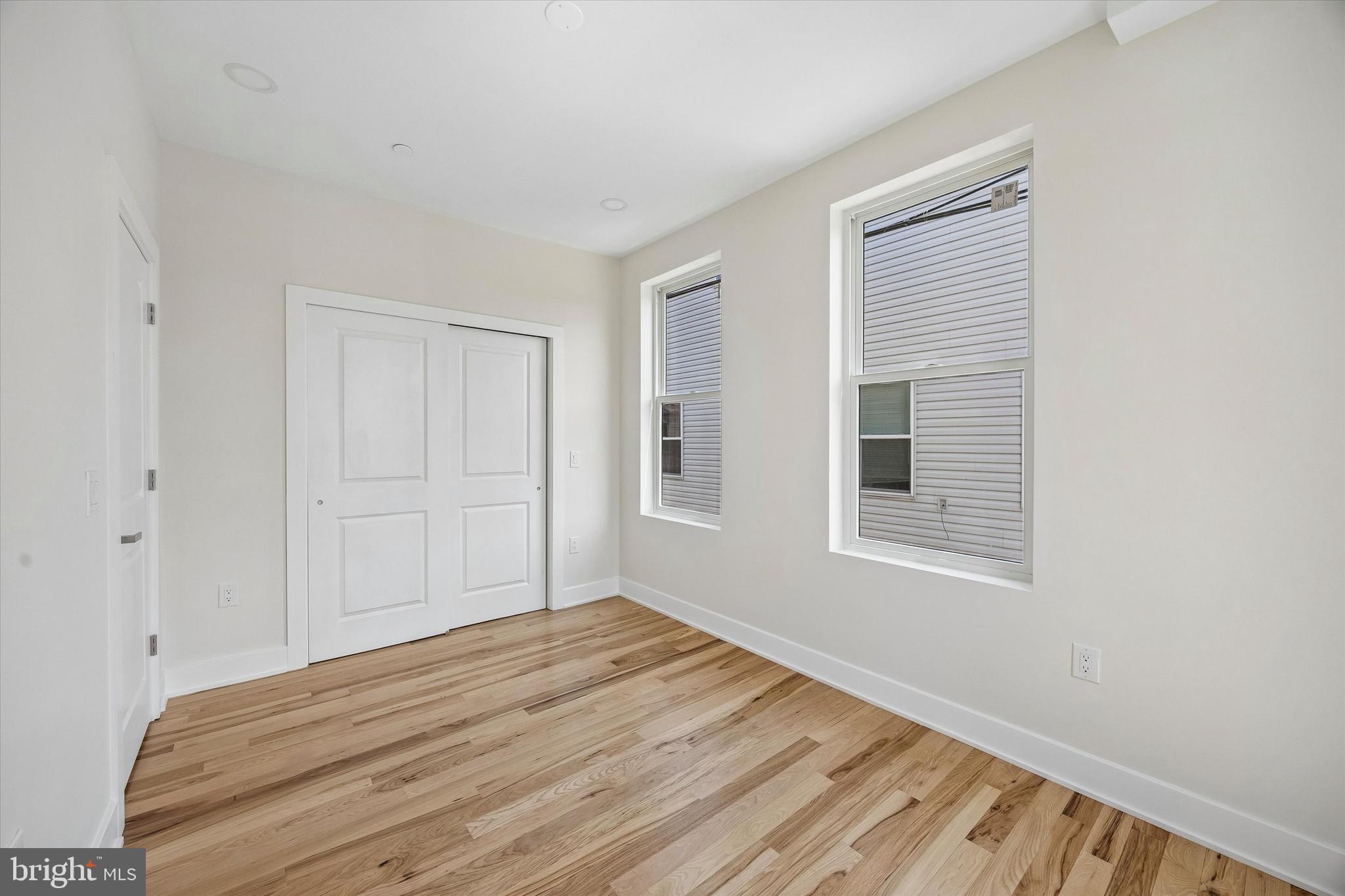 GRAYS FERRY - Residential