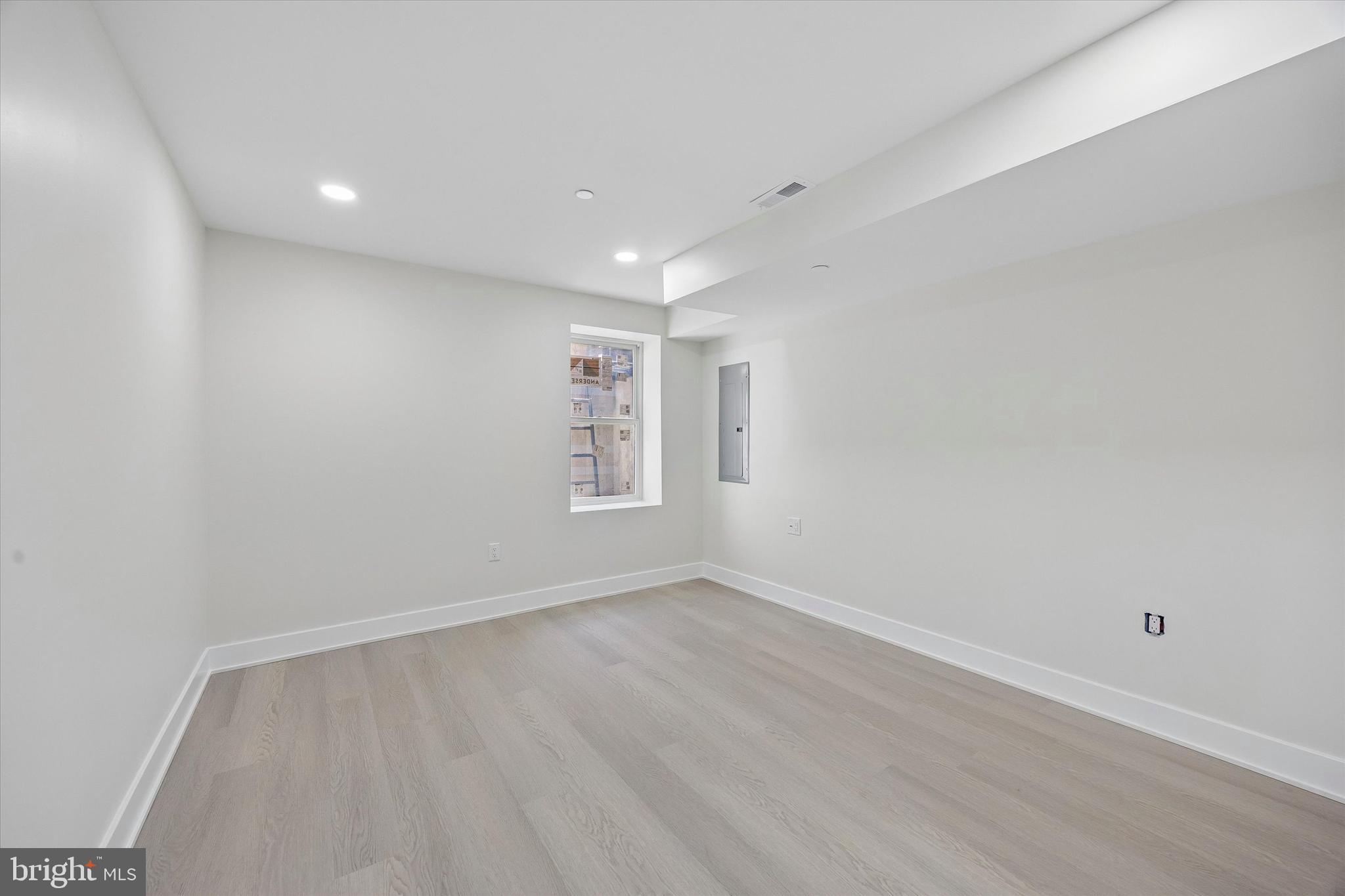 GRAYS FERRY - Residential